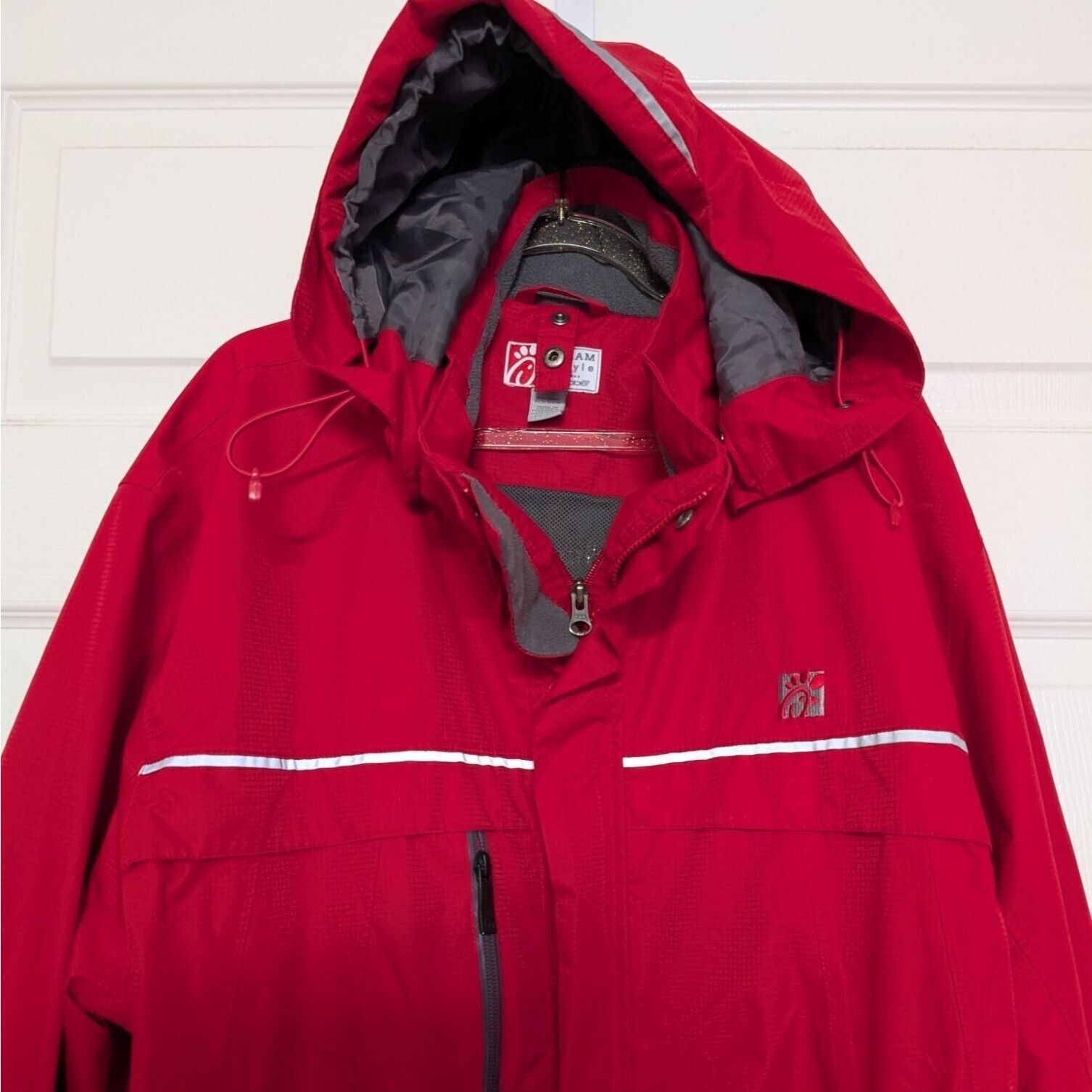 Designer Team Style Chick Fil A Employee Jacket Mens Size Large Red Size US L / EU 52-54 / 3 - 2 Thumbnail