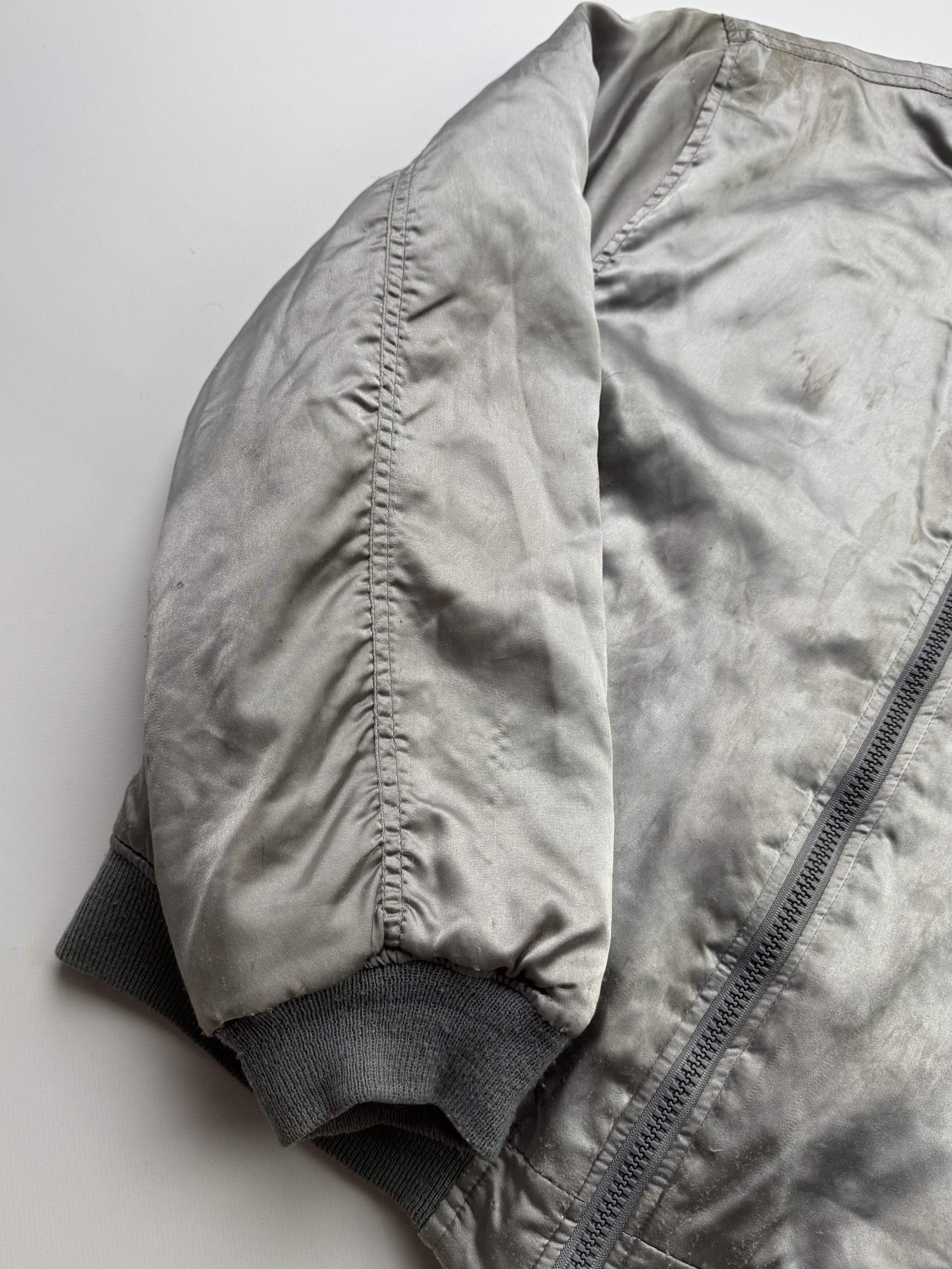 Japanese Brand Vintage Thrashed Bomber Jacket B764(V291)E2 Size US M / EU 48-50 / 2 - 5 Thumbnail