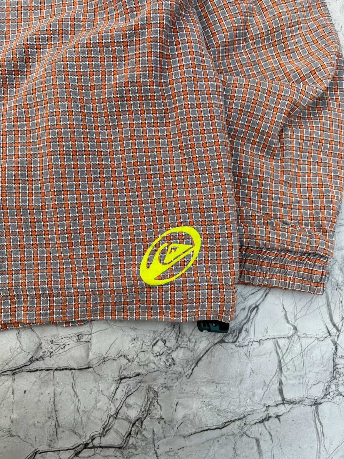 Quiksilver Vintage Quiksilver Check Hooded Jacket Size US S / EU 44-46 / 1 - 9 Thumbnail