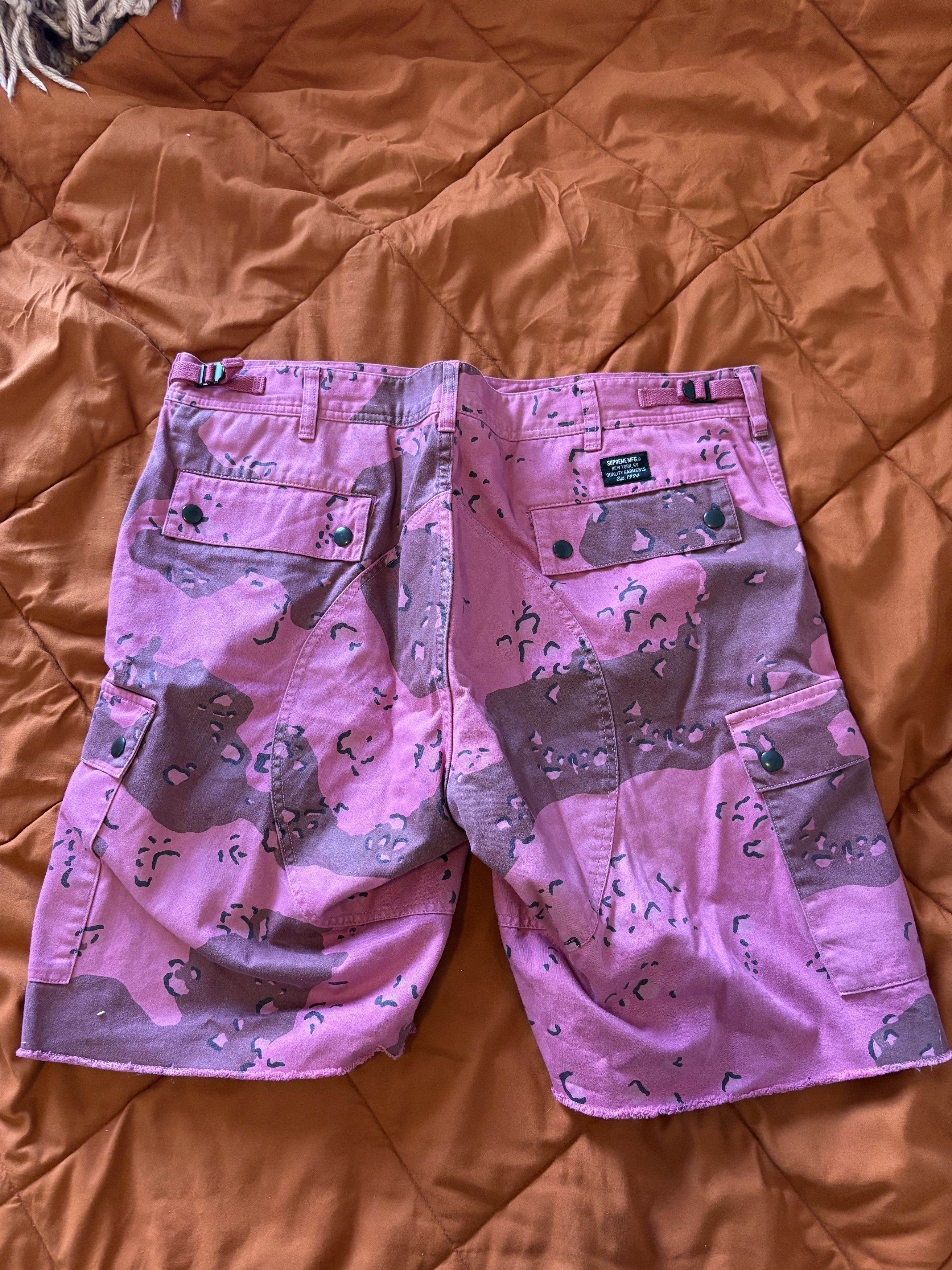 Supreme Supreme Overdyed Camo Cargo Short Size US 34 / EU 50 - 2 Thumbnail