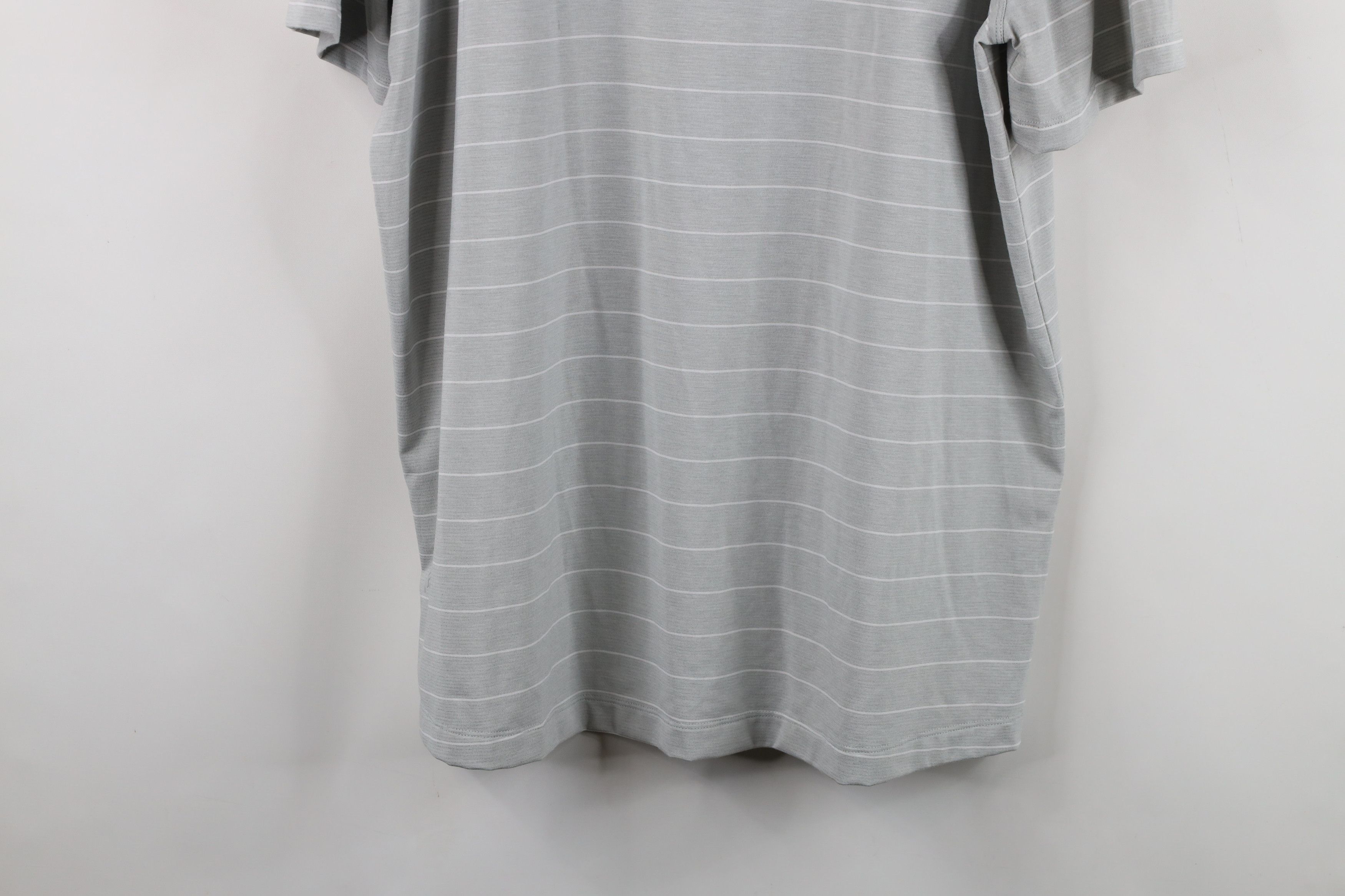 Lululemon Lululemon Evolution Short Sleeve Collared Golf Polo Shirt Size US XL / EU 56 / 4 - 12 Thumbnail