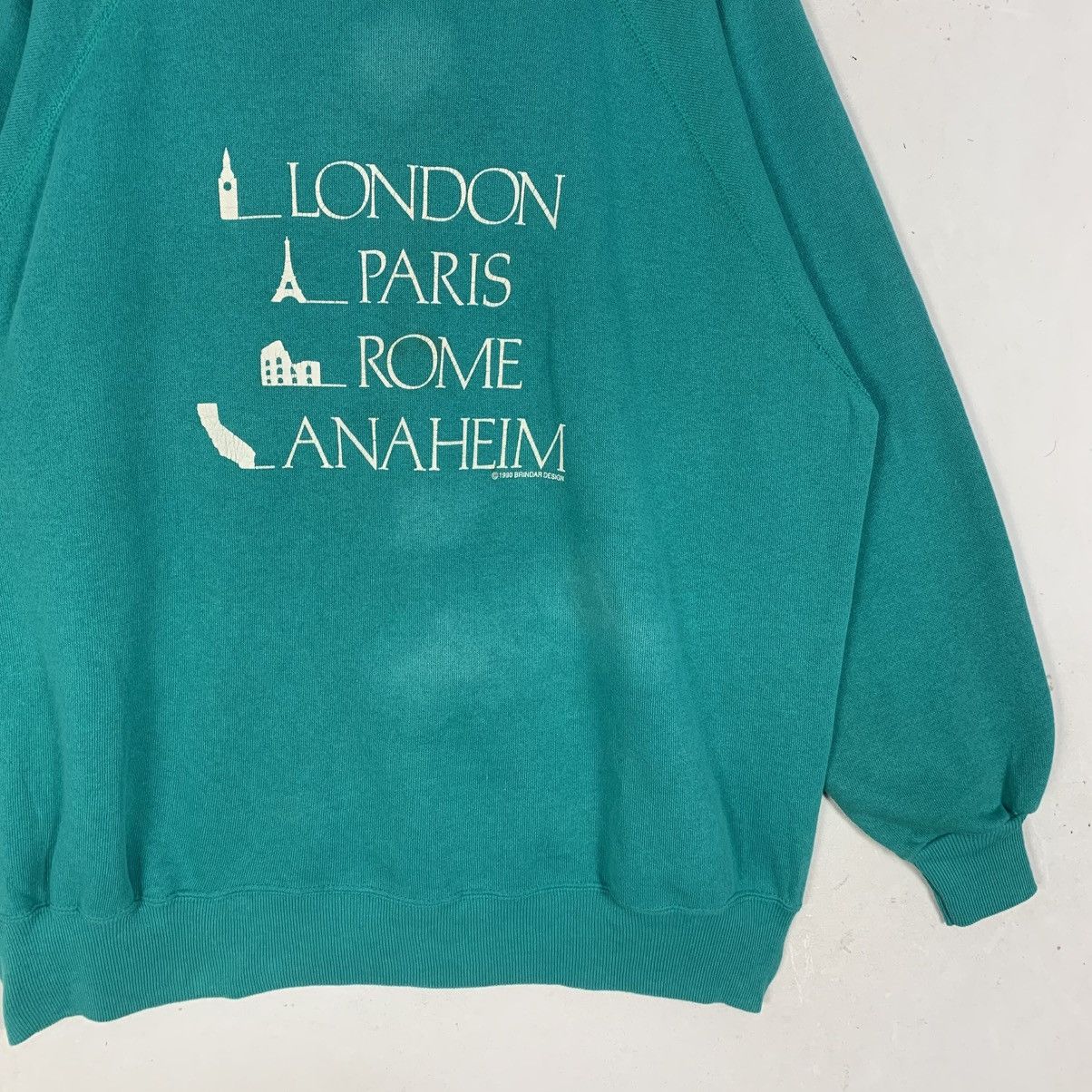 Vintage Vintage Ultra Sweats Streetwear Made in Usa Sweatshirt Size US XL / EU 56 / 4 - 4 Thumbnail