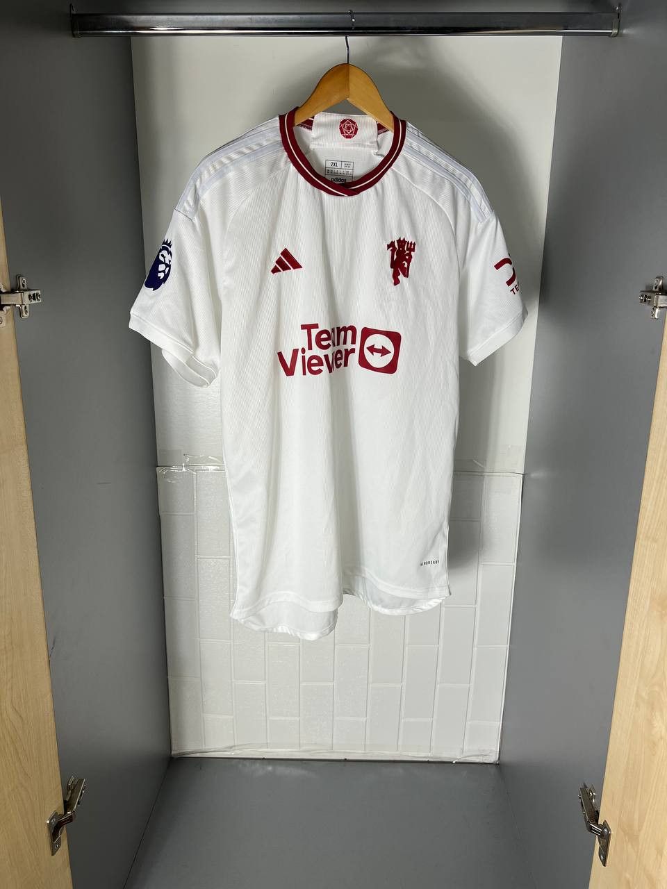 Vintage VERY RARE ADIDAS FC MANCHESTER UNITED ENGLAND SOCCER JERSEY Size US XXL / EU 58 / 5 - 4 Thumbnail