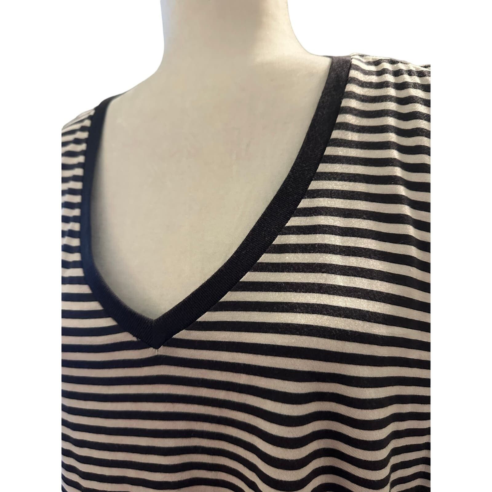 Levi's Levi's 3/4 Sleeve Women's T-Shirt, Size 1X Size XL / US 12-14 / IT 48-50 - 2 Thumbnail