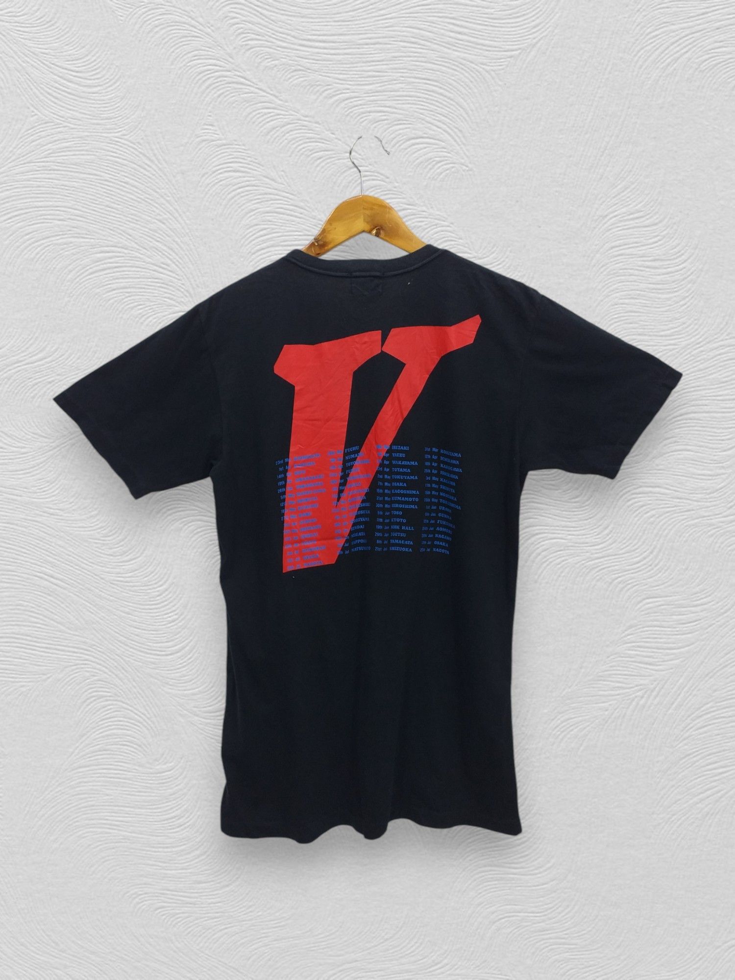 Band Tees Vintage The Alfee Victory Japanese Band Large Tshirt -C022 Size US M / EU 48-50 / 2 - 2 Thumbnail