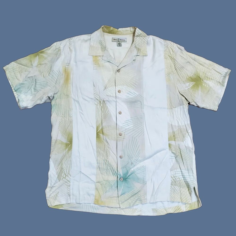 Tommy Bahama Tommy Bahama Shirt Mens M White Silk Twill Floral Hawaiian Camp Button Front Size US M / EU 48-50 / 2 - 1 Thumbnail