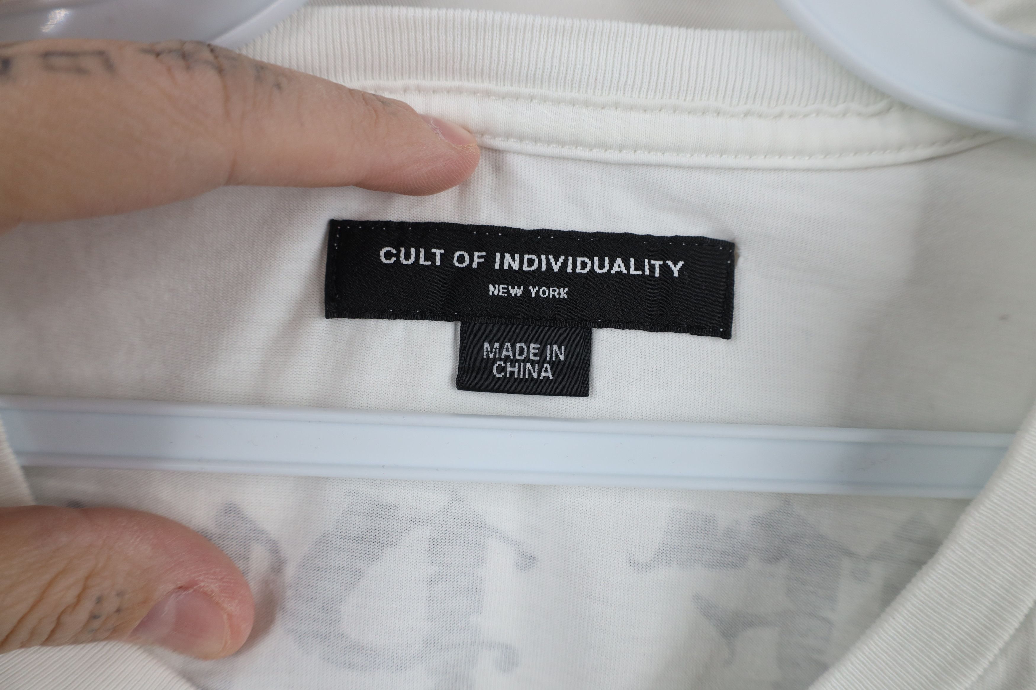 Cult Of Individuality × Vintage Cult of Individuality Beavis & Butthead DJ Sleeve T-Shirt Size US S / EU 44-46 / 1 - 7 Thumbnail