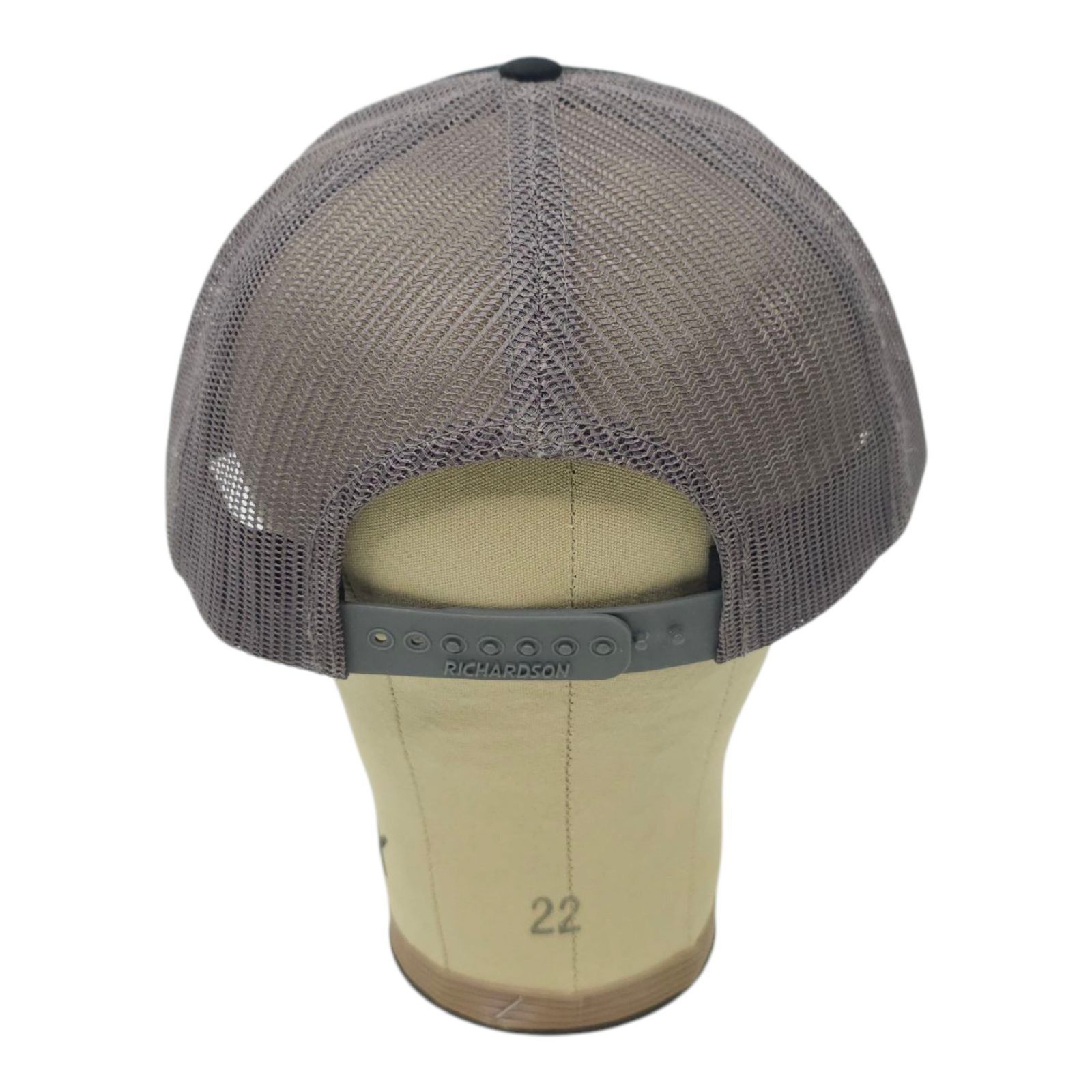 Richardson Richardson Oxford Round Patch Mesh Snapback Cap Trucker Hat Size ONE SIZE - 4 Thumbnail