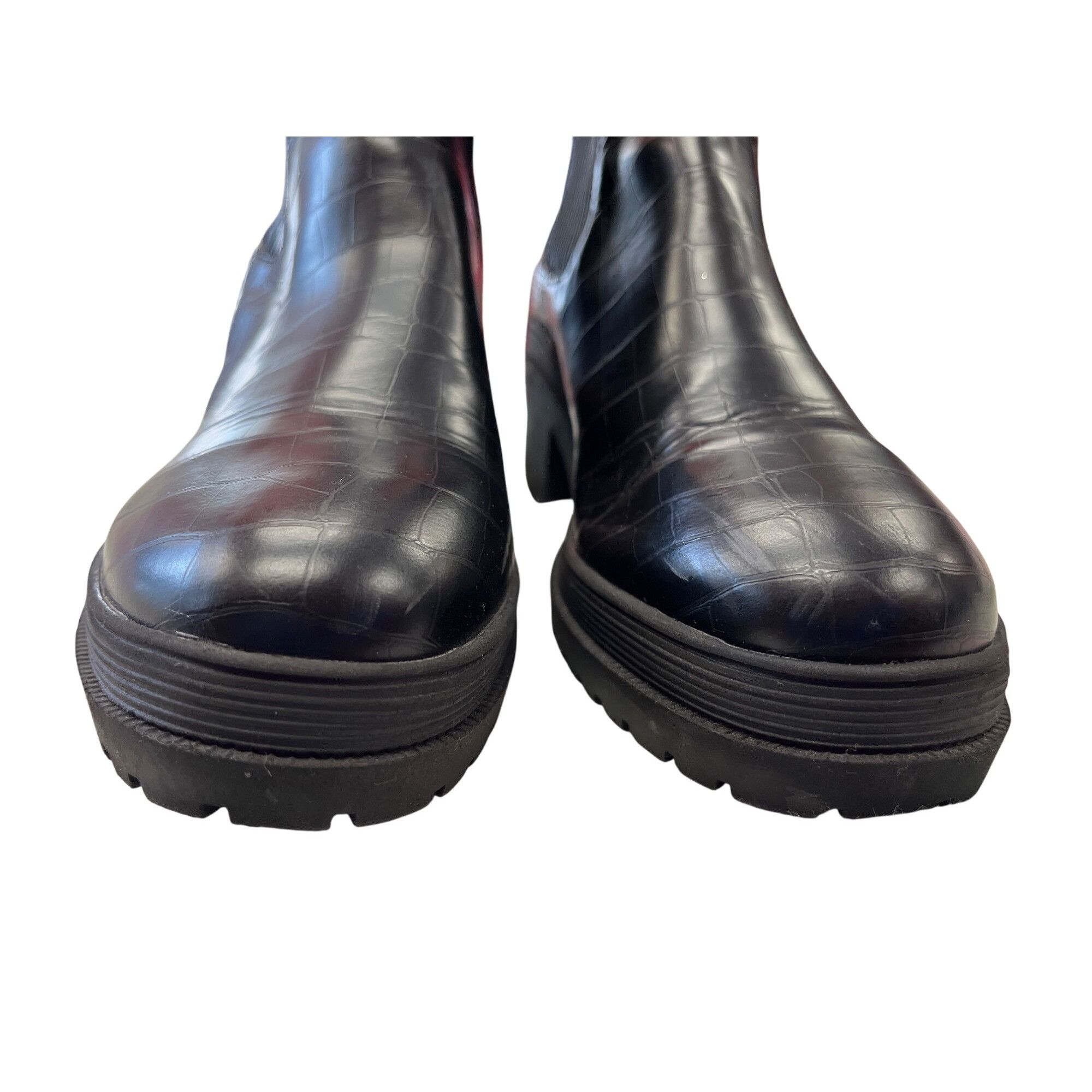 Topshop Topshop Womens Black Croc Embossed Chelsea Boots Sz 7.5 SKU Size US 7.5 / IT 37.5 - 8 Thumbnail