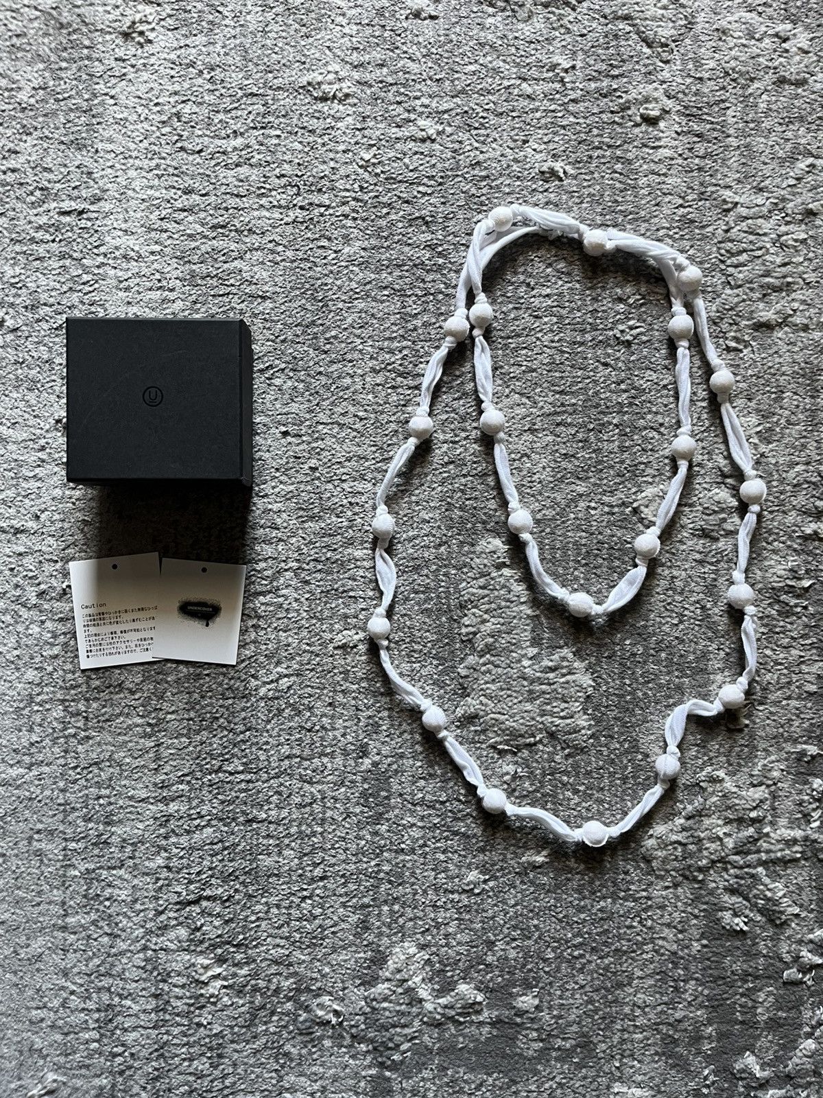 Undercover RUNWAY SS06 Undercover "Faux Pearl" Long Necklace Size ONE SIZE - 1 Thumbnail