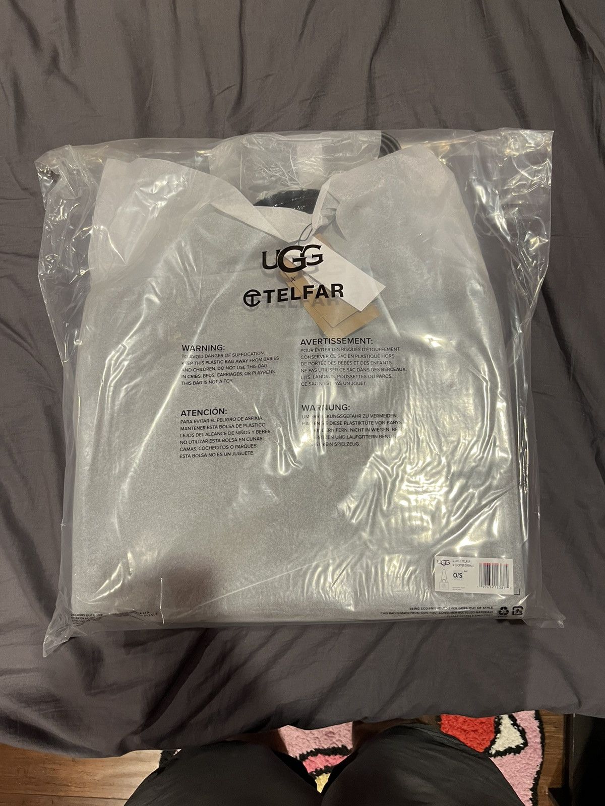Telfar × Ugg UGG x TELFAR Medium Shopper Crinkle - Black Size ONE SIZE - 7 Thumbnail