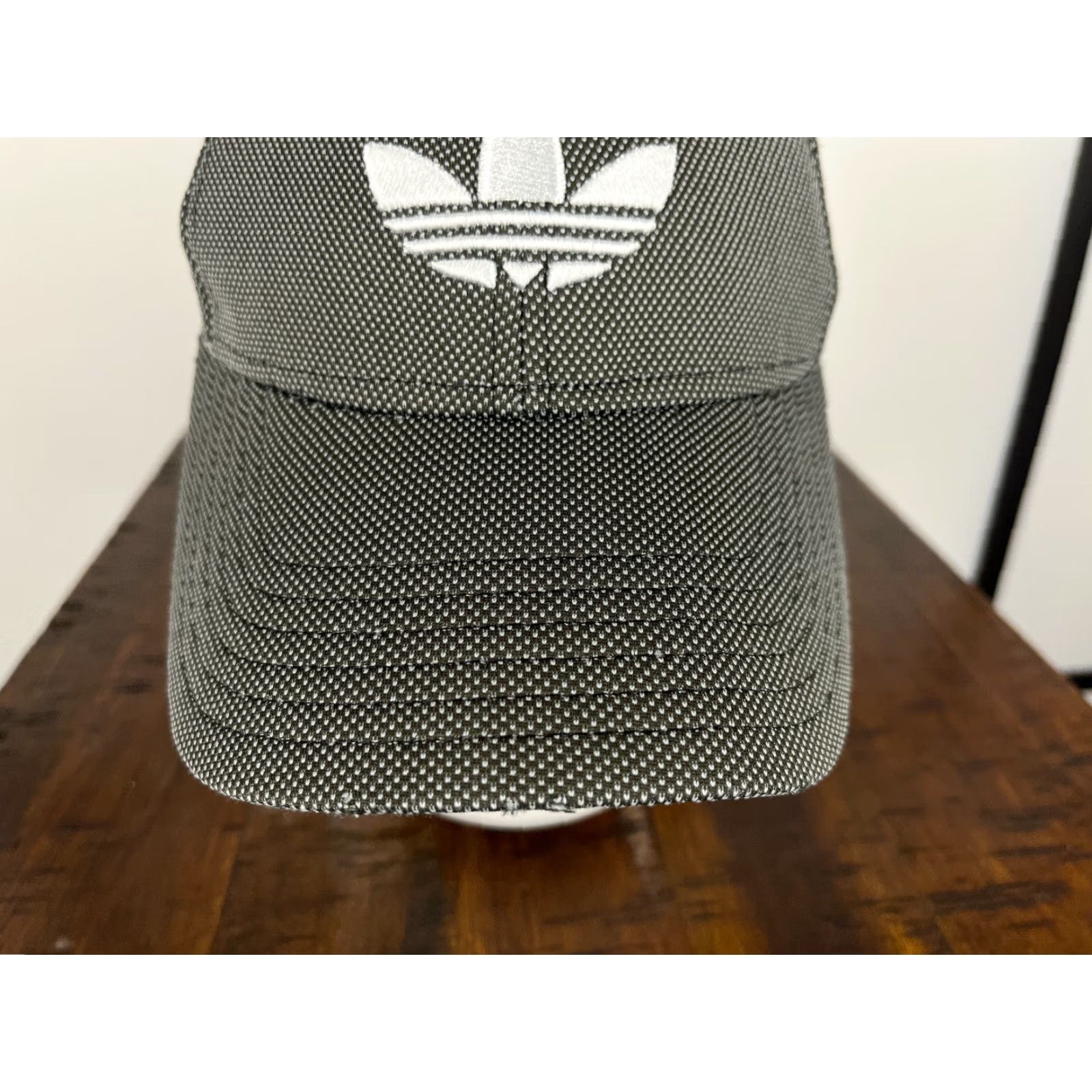 Adidas Adidas Hat Cap Snap Back Adult One Size Gray Houndstooth Cotton Poly Blend Mens Snapback Hat Gris Gray Beach Outdoor Adjustable Baseball Cap Size ONE SIZE - 3 Thumbnail