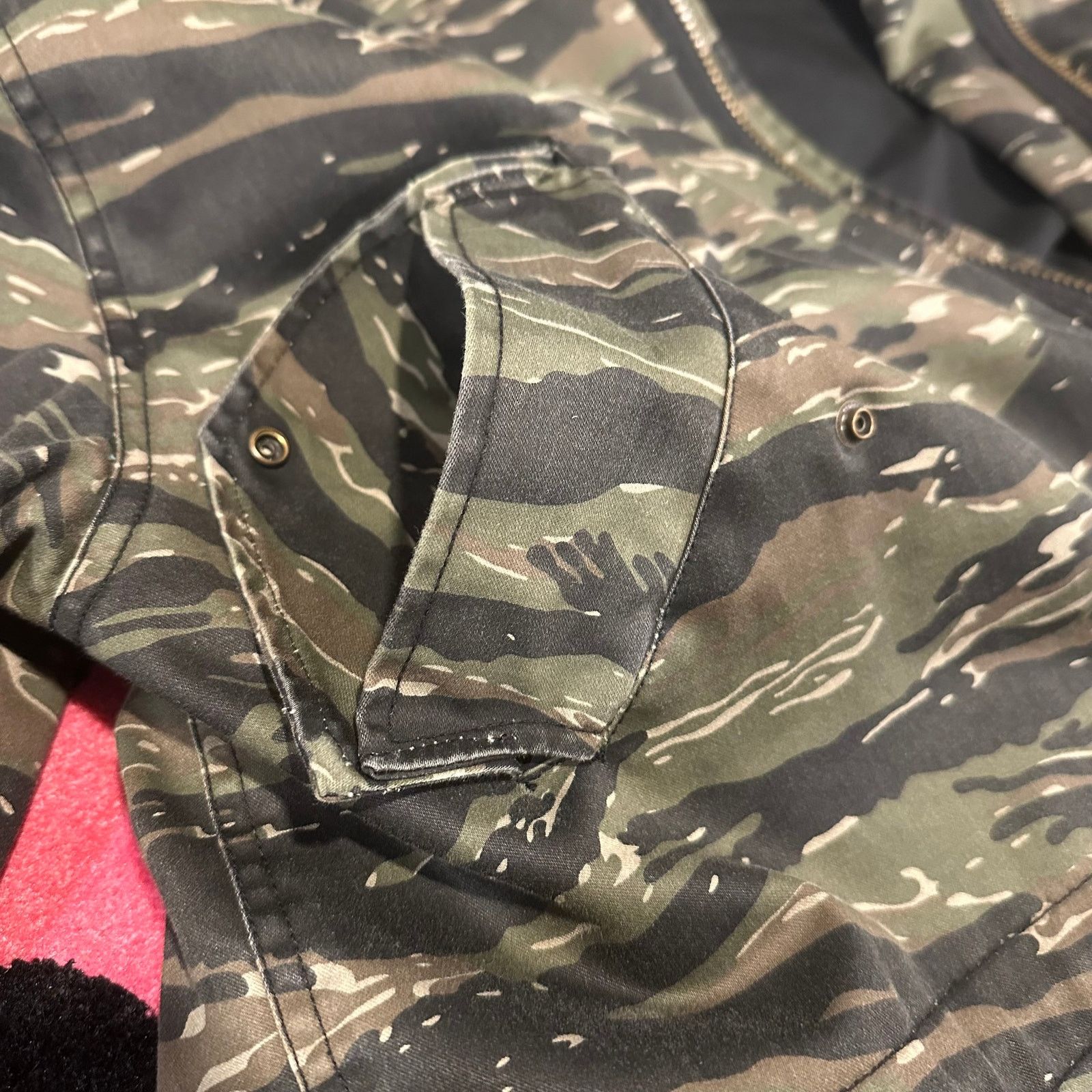 Supreme Supreme Hooded Facemask Parka (SS21) Tigerstripe Camo Size US L / EU 52-54 / 3 - 14 Thumbnail