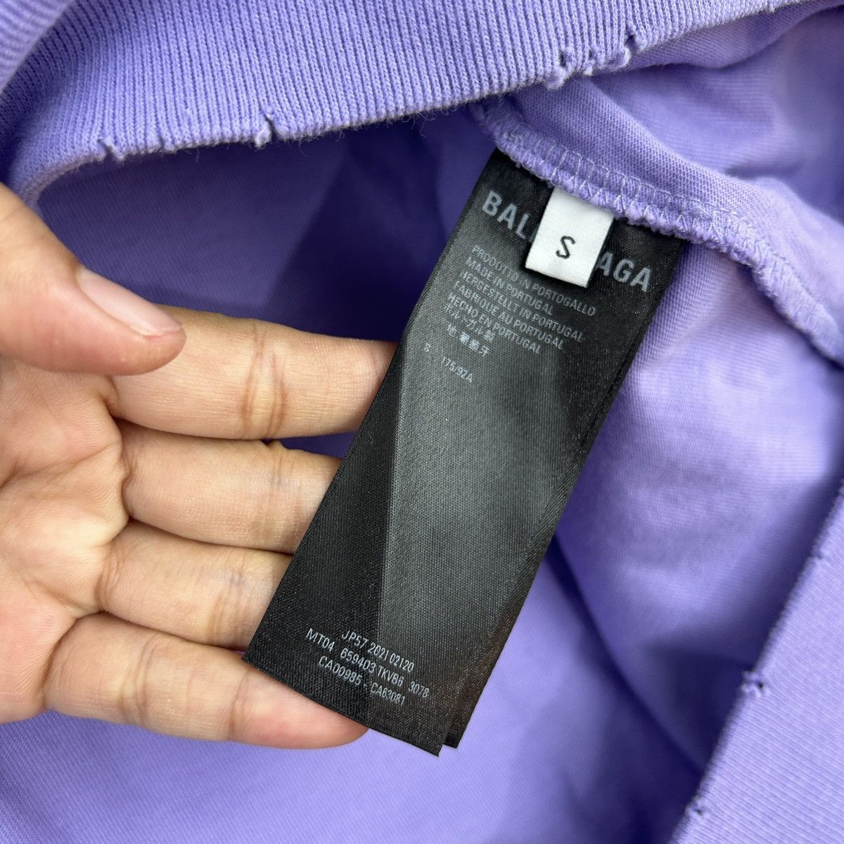 Balenciaga Balenciaga destroyed hoodie Size US S / EU 44-46 / 1 - 7 Thumbnail
