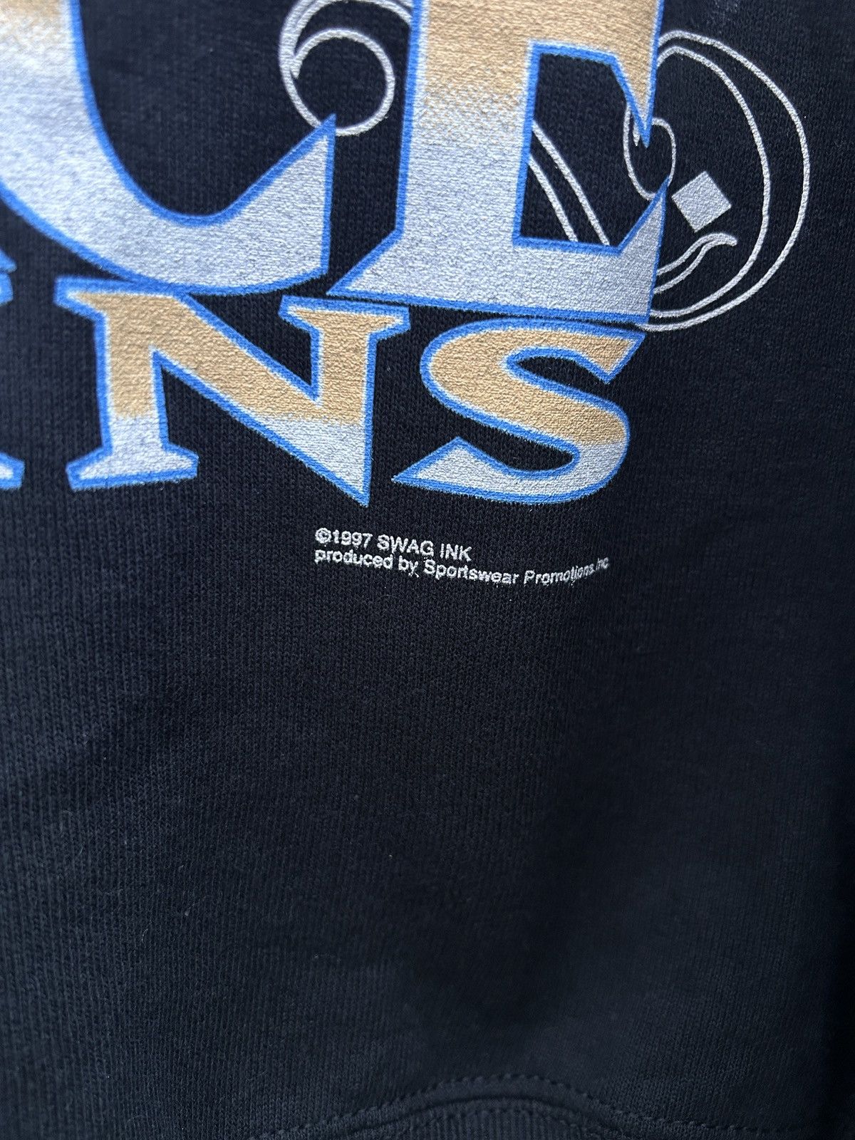 Band Tees 90s Vintage Trace Adkins 1997 Country Singer Sweatshirt Size US XL / EU 56 / 4 - 3 Thumbnail