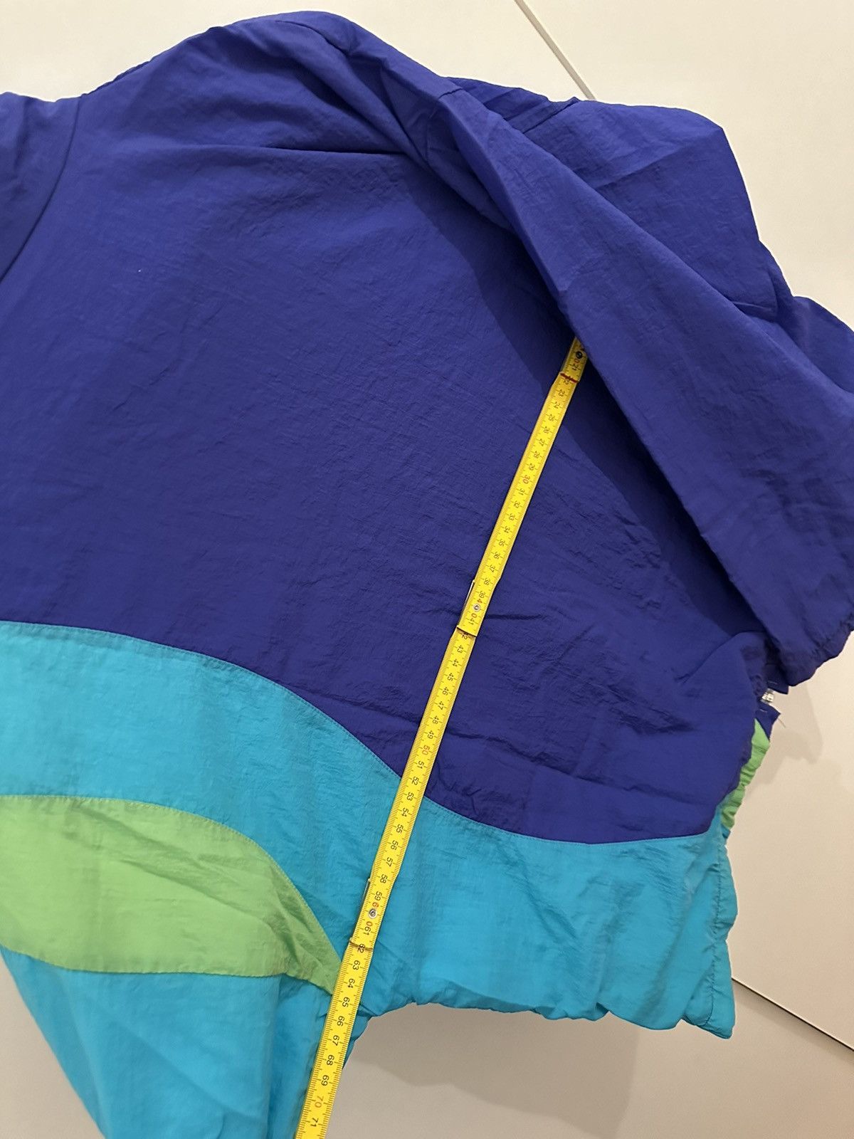 Nike Nike Jacket Windbreaker Size M Vintage Jacke Retro Size US M / EU 48-50 / 2 - 14 Thumbnail