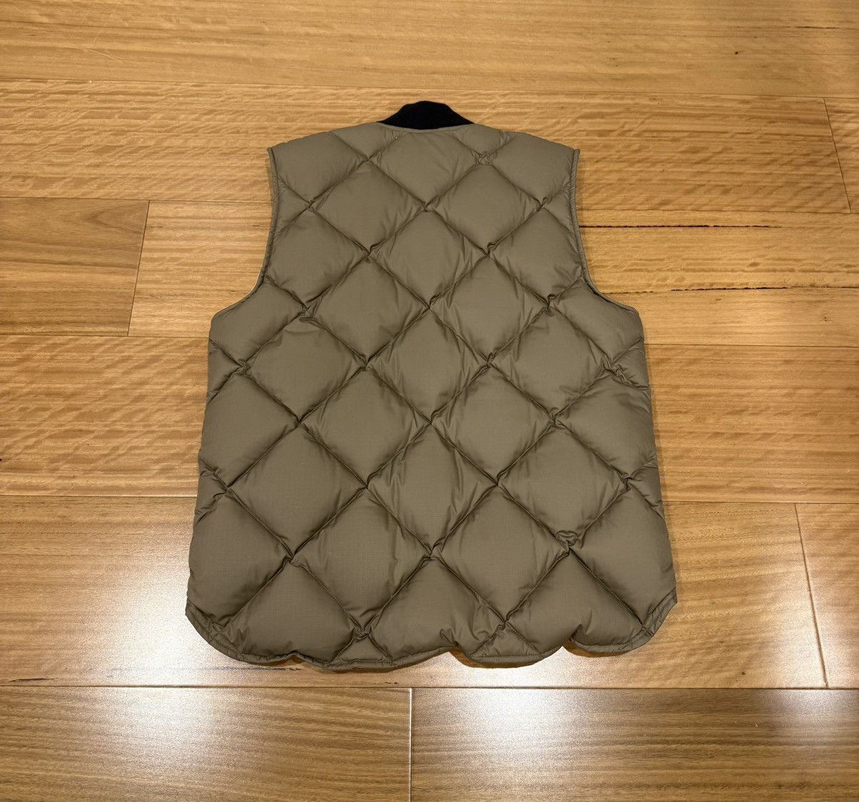 Eddie Bauer × JJJJound JJJJound Eddie Bauer Vest Size S Size US S / EU 44-46 / 1 - 5 Thumbnail
