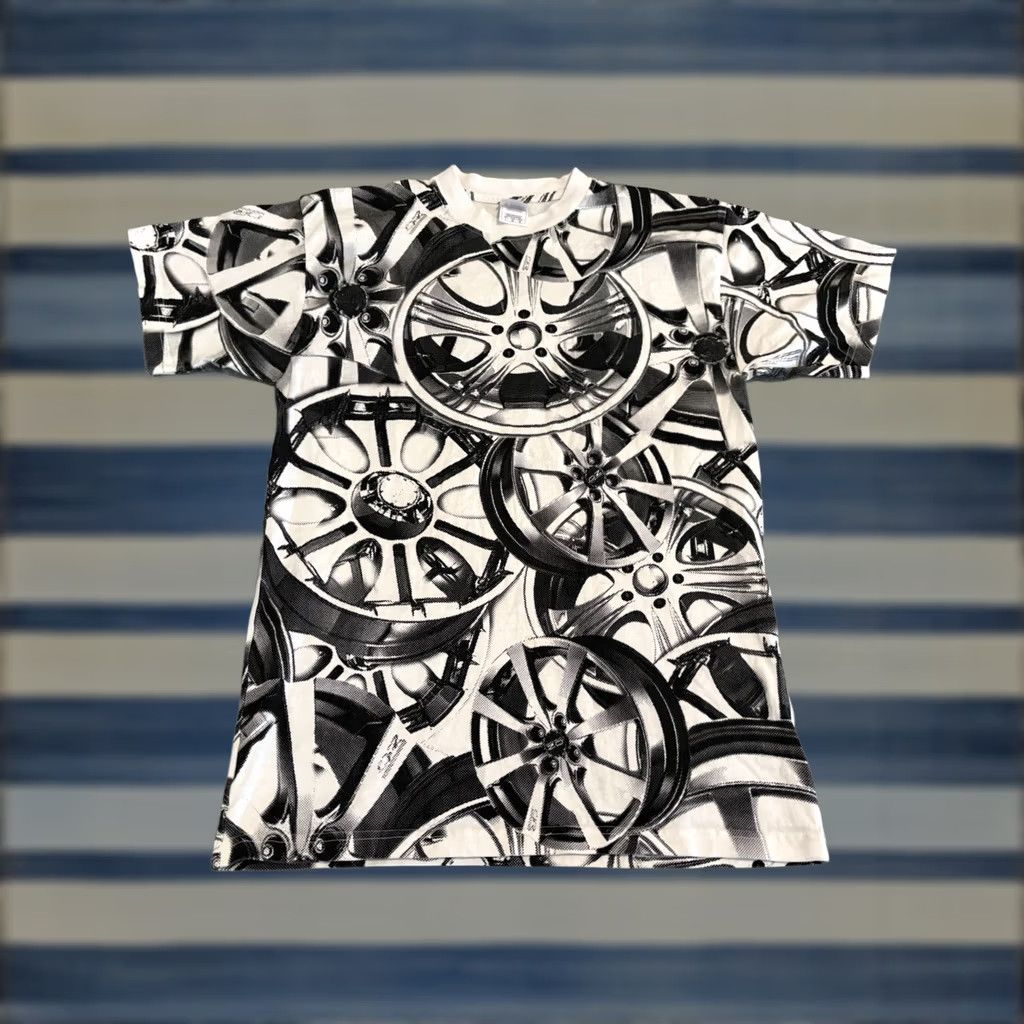 Vintage VINTAGE TND Shirt Car Show Rims Wheels AOP Size Large Men White Short Sleeve Crew Neck Graphic Print T-Shirt Cars Art Mexico L Regular Size US L / EU 52-54 / 3 - 1 Thumbnail