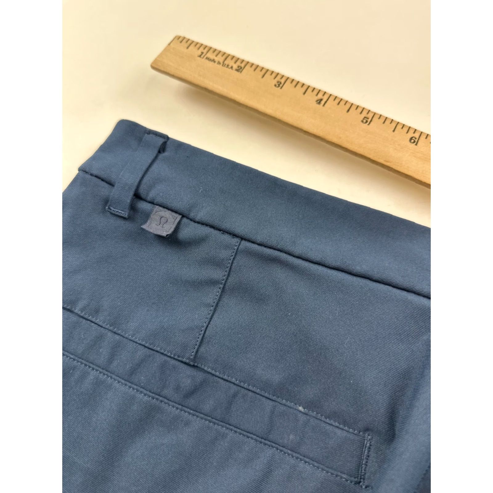 Lululemon Lululemon Men's Chino Pants 32 Navy Blue Straight Leg Casual Performance Size US 32 / EU 48 - 8 Thumbnail