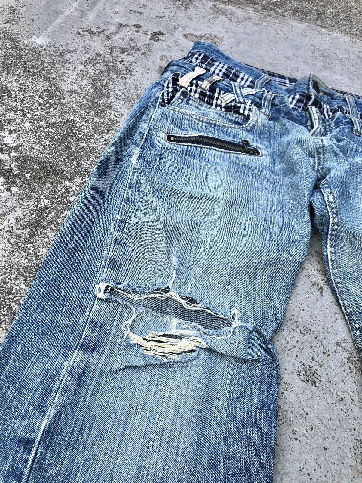 Vintage DOUBLE WAIST DISTRESSED DENIM BY MEMORY SPECIAL Size US 32 / EU 48 - 2 Thumbnail