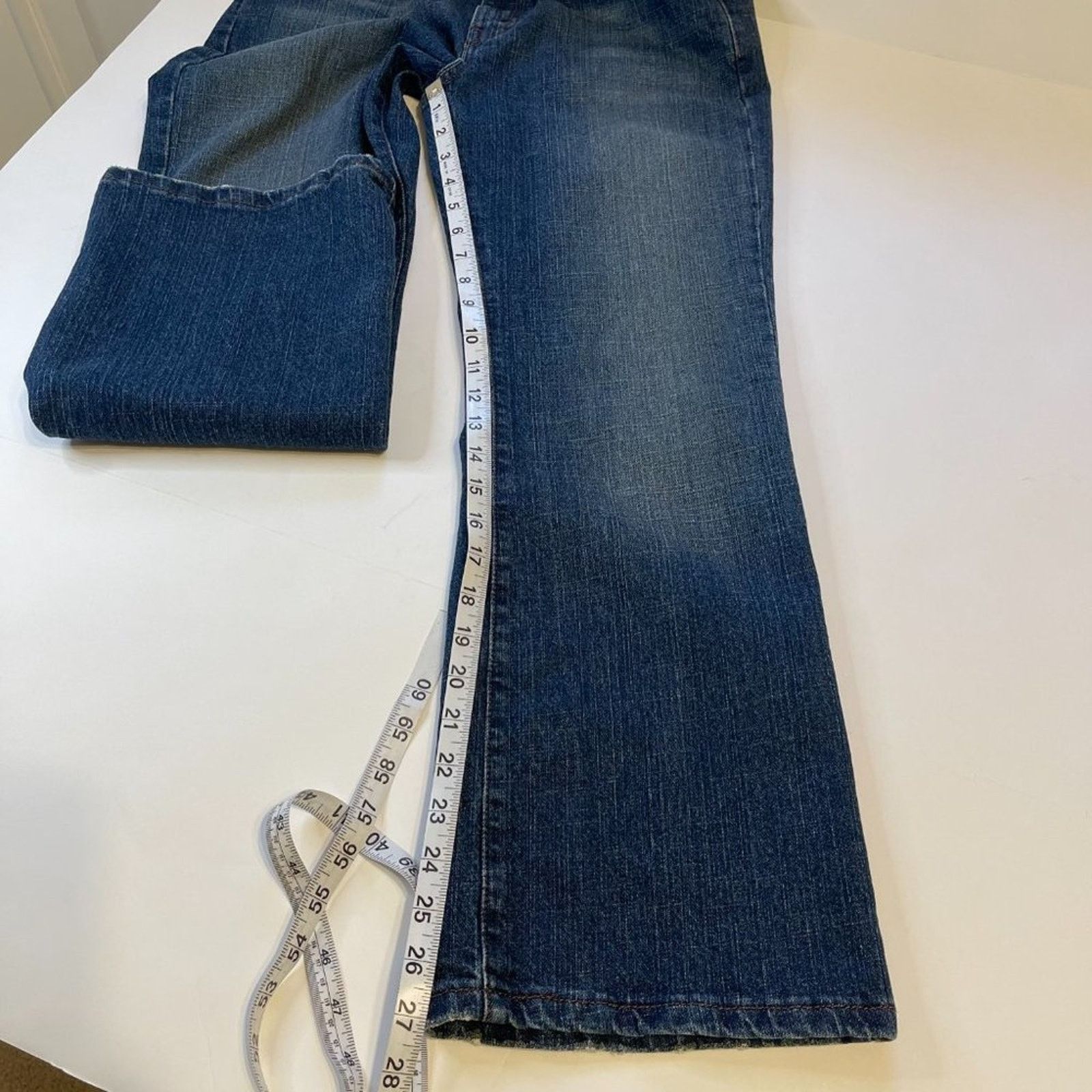 Levi's LEVI'S Women's Boot Cut 515 Medium Wash Jeans, 10S Size 32" / US 10 / IT 46 - 6 Thumbnail