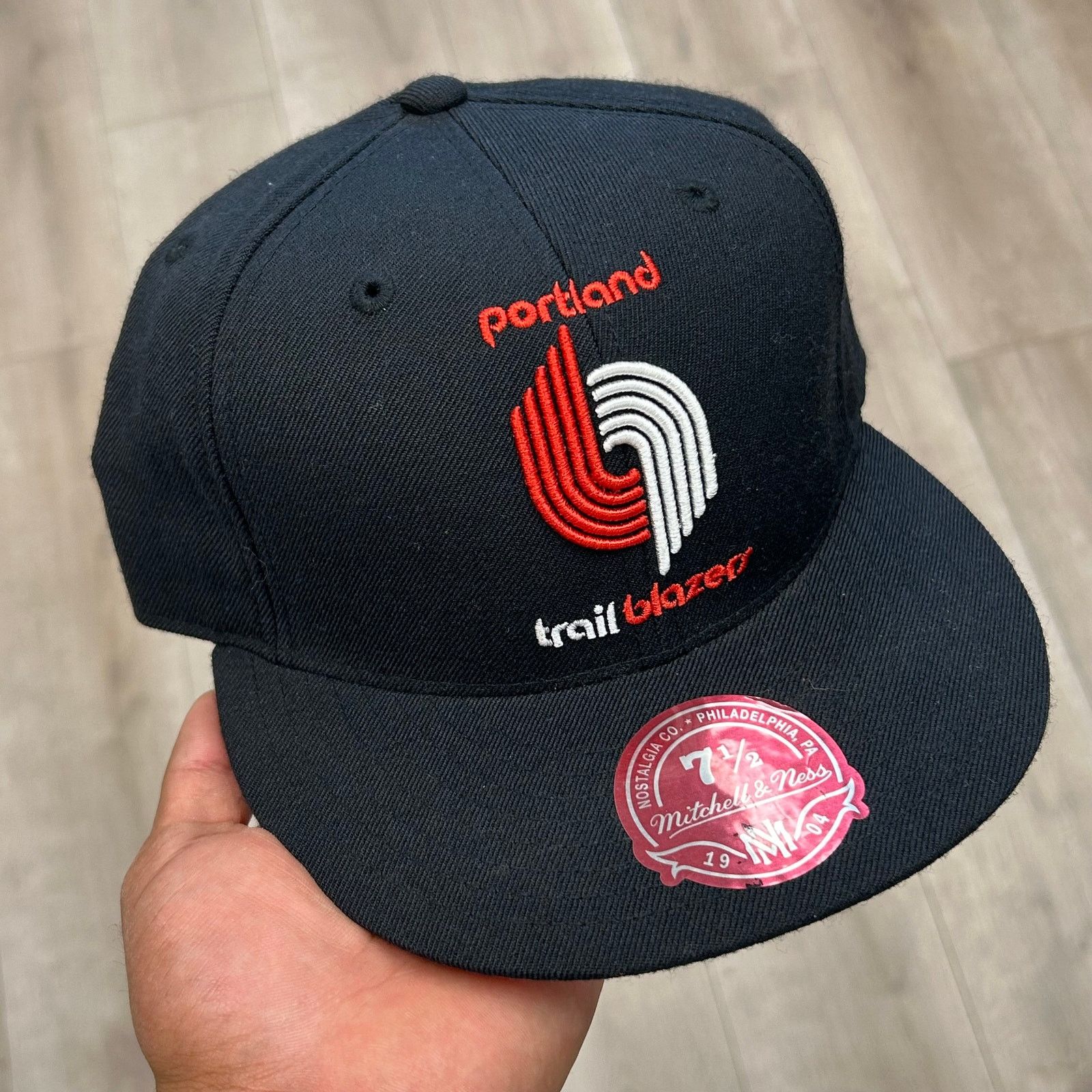 Mitchell & Ness Mitchell & Ness Portland Trail Blazers Logo Fitted Hat Cap Size ONE SIZE - 1 Thumbnail