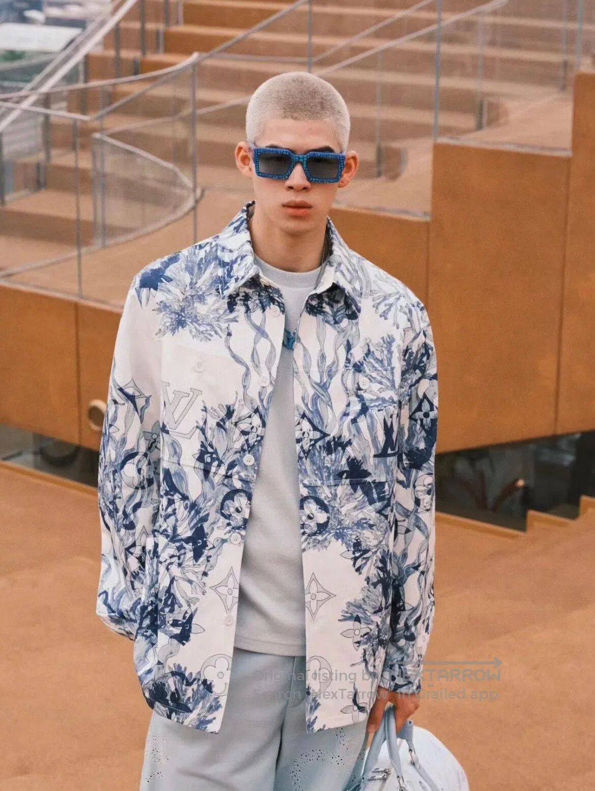 Louis Vuitton blue patterned jacket from Louis Vuitton. Size US M / EU 48-50 / 2 - 9 Thumbnail
