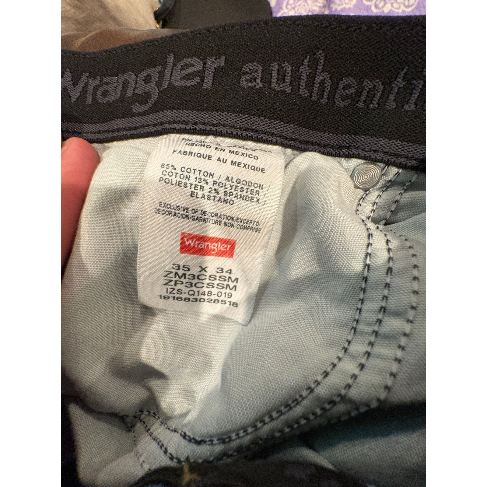 Wrangler Wrangler Authentics Men’s Relaxed Fit Jeans Size 35x34 Size US 35 - 6 Thumbnail