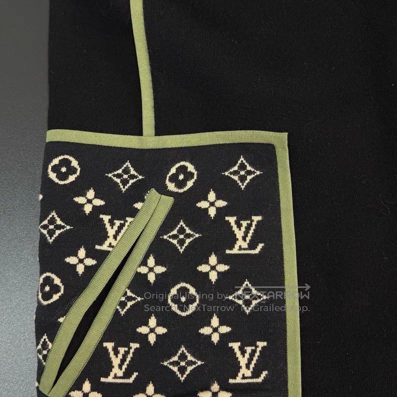 Louis Vuitton Louis Vuitton Black classic logo wool nylon cashmere mulbe Size S / US 4 / IT 40 - 8 Thumbnail