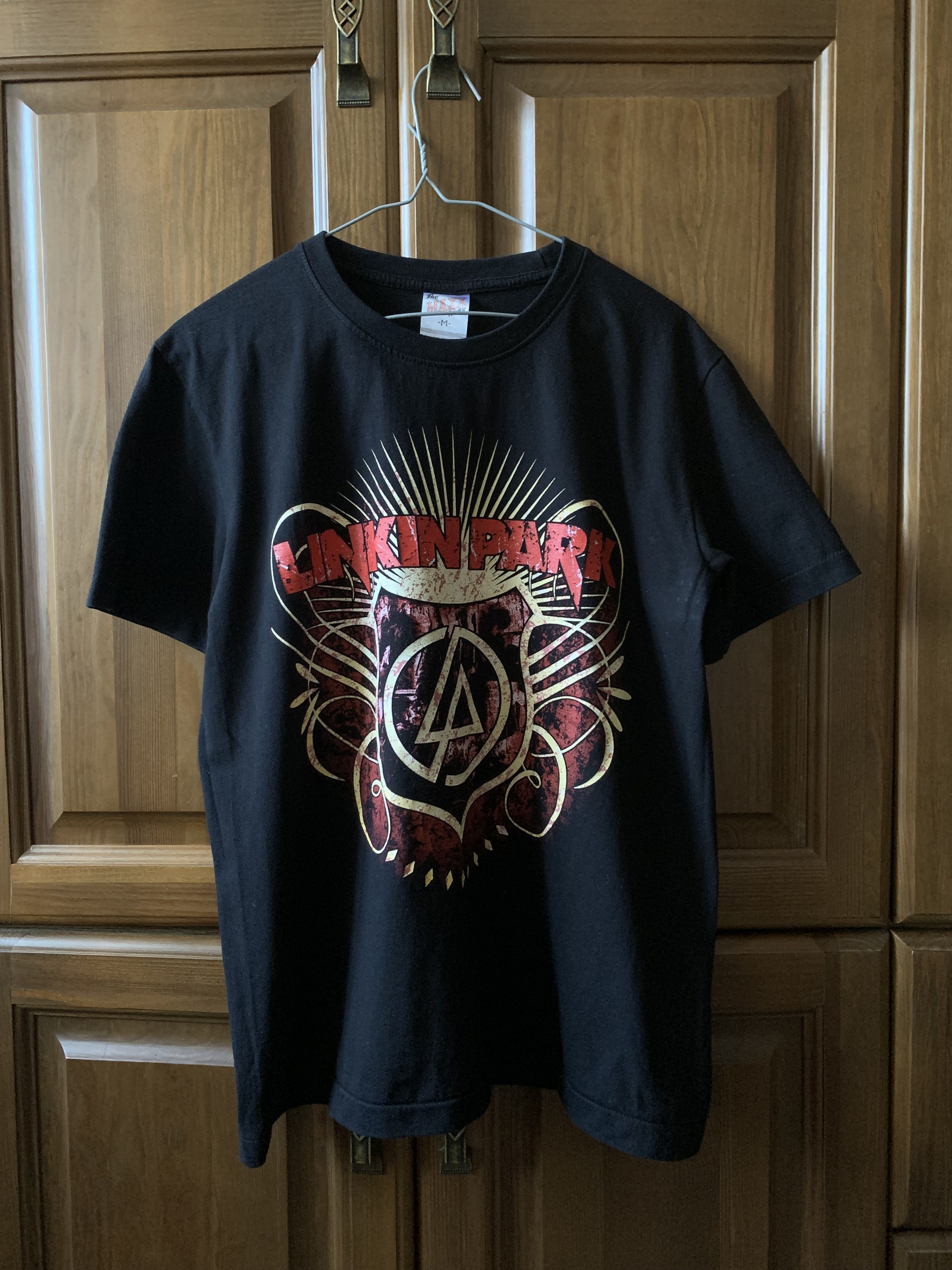 Band Tees Linkin Park The Maxx Rock Tee Black Size M Big Logo Size US M / EU 48-50 / 2 - 5 Thumbnail