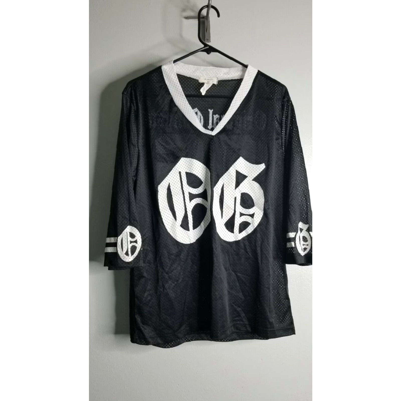 Vintage AlwaysMe T-Shirt Jersey Women XL Original Gangsta All Over Print Hip Hop USA Made Black Short Sleeve V-Neck Casual Size XL / US 12-14 / IT 48-50 - 2 Thumbnail