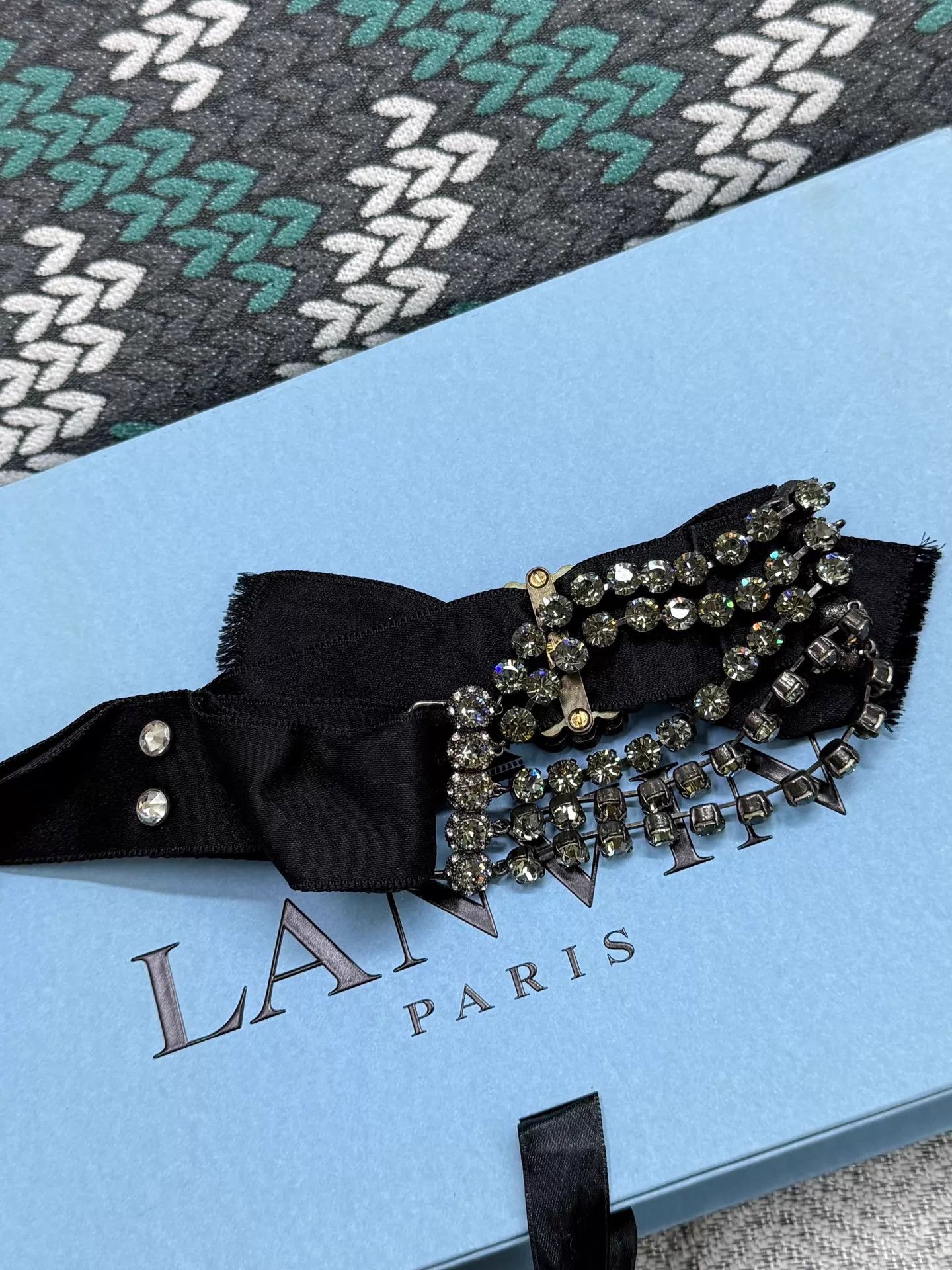Lanvin Lanvin Black Crystal-Embellished Bow Necklace (New) Size ONE SIZE - 4 Thumbnail