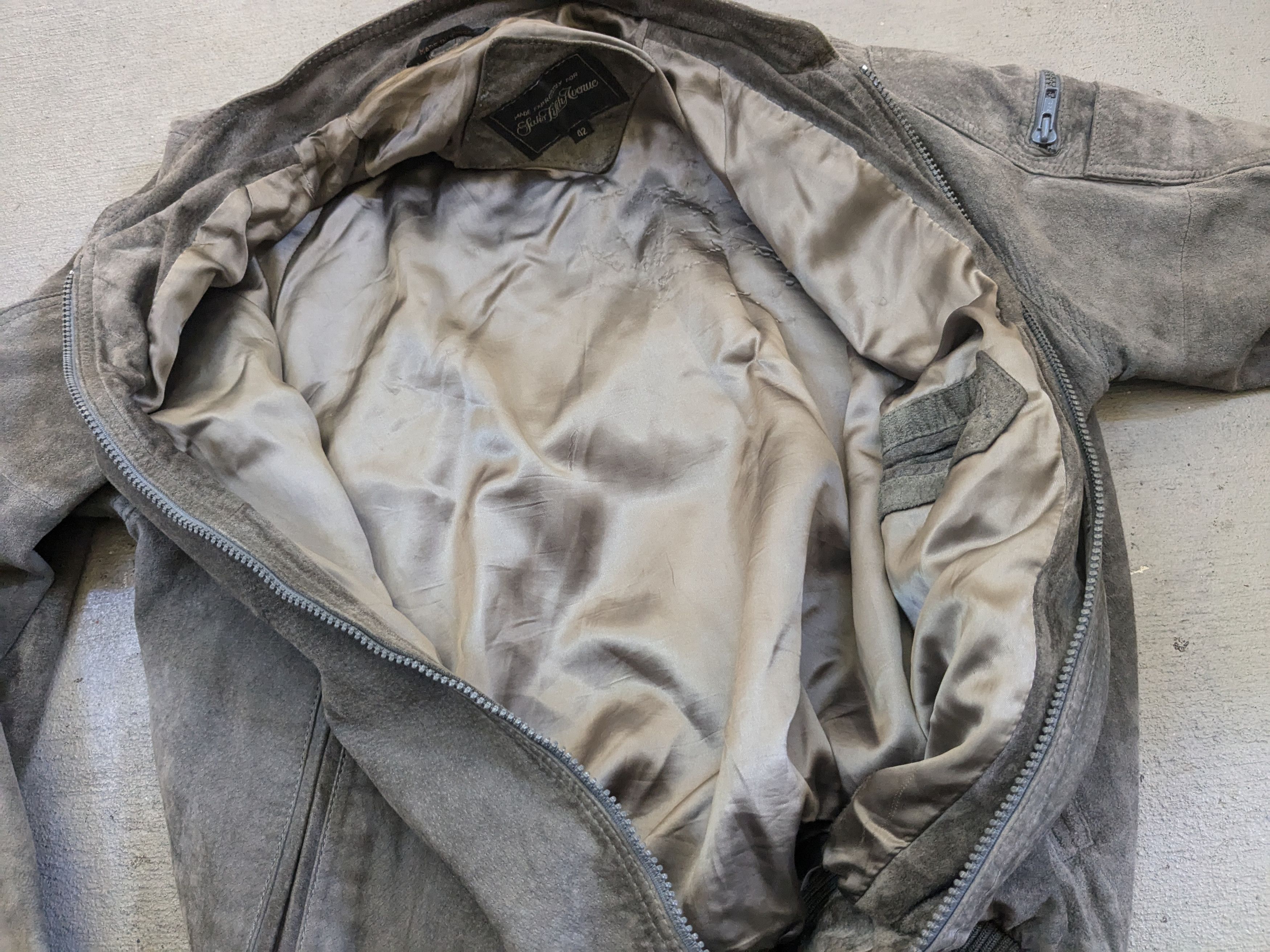 Saks Fifth Avenue Vintage Sak's Fifth Avenue Suede Jacket Gray 42 Large Bomber Size US L / EU 52-54 / 3 - 6 Thumbnail