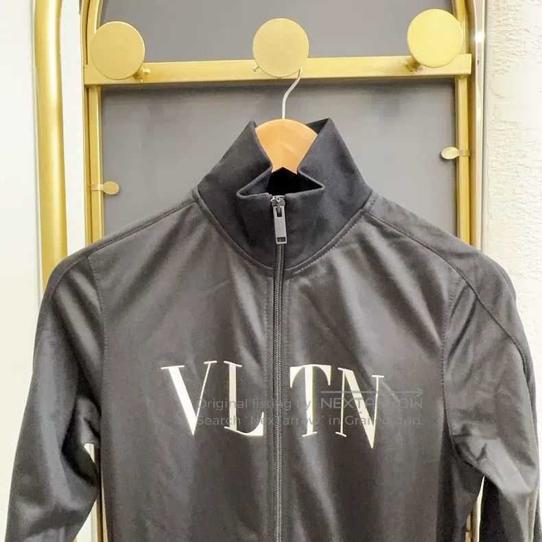 Valentino Valentino A black dress with a large logo print Size M / US 6-8 / IT 42-44 - 3 Thumbnail