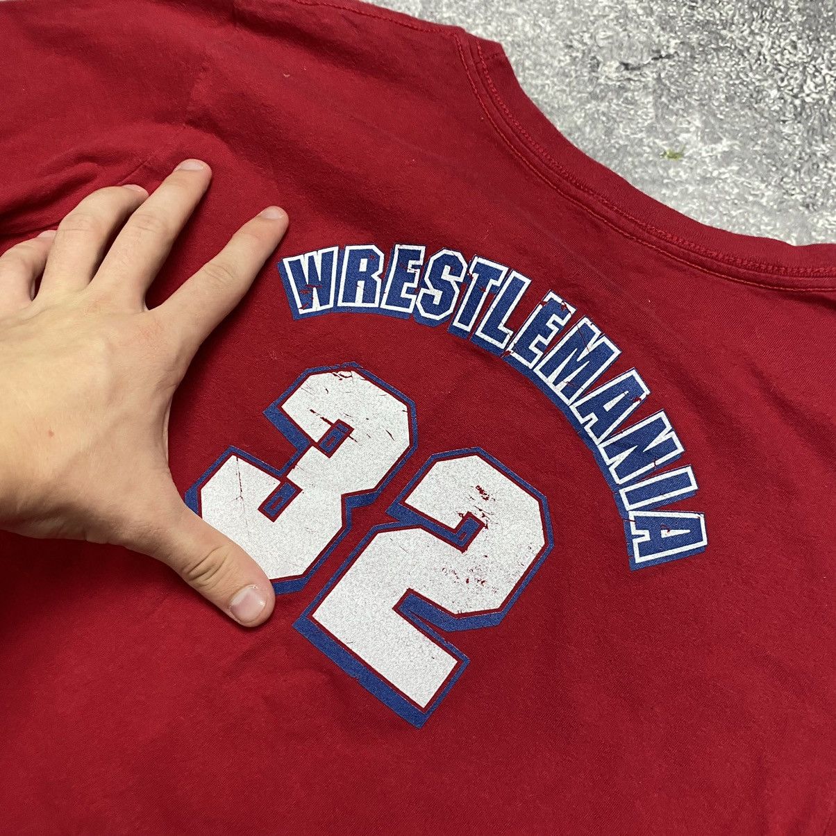 WWE Vintage WWE Wrestling mania Texas 32 red tee Size XL / US 12-14 / IT 48-50 - 10 Thumbnail