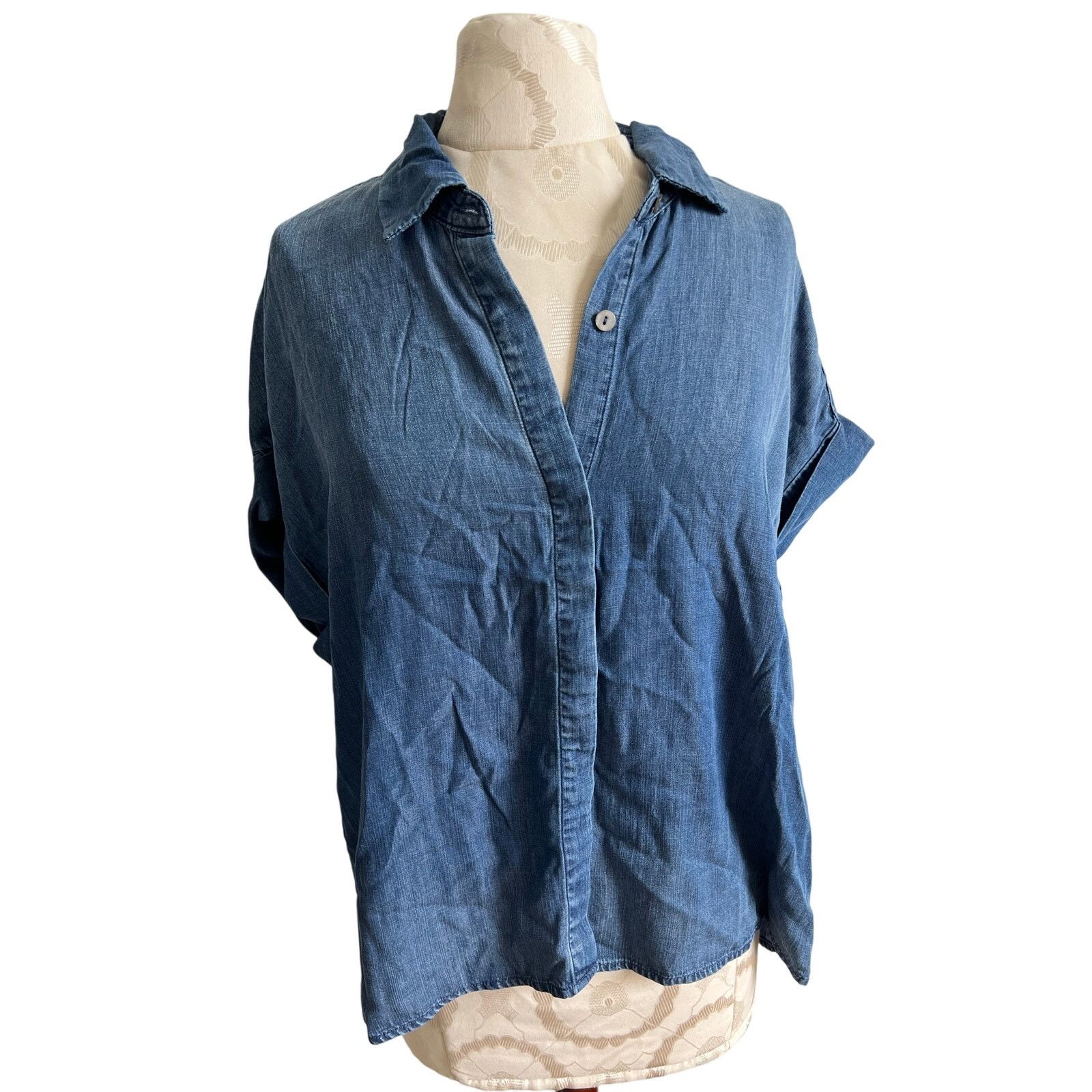 Other Liverpool Los Angeles Denim Button Up Top Petite Small NWT Size S / US 4 / IT 40 - 1 Thumbnail