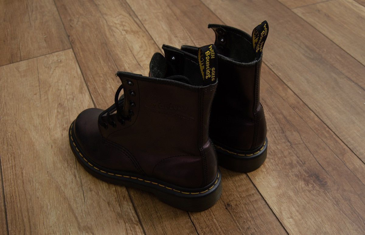 Dr. Martens Dr.Martens 7157 Violet Metallic Leather High Boots Shoes Size US 5 / IT 35 - 9 Thumbnail