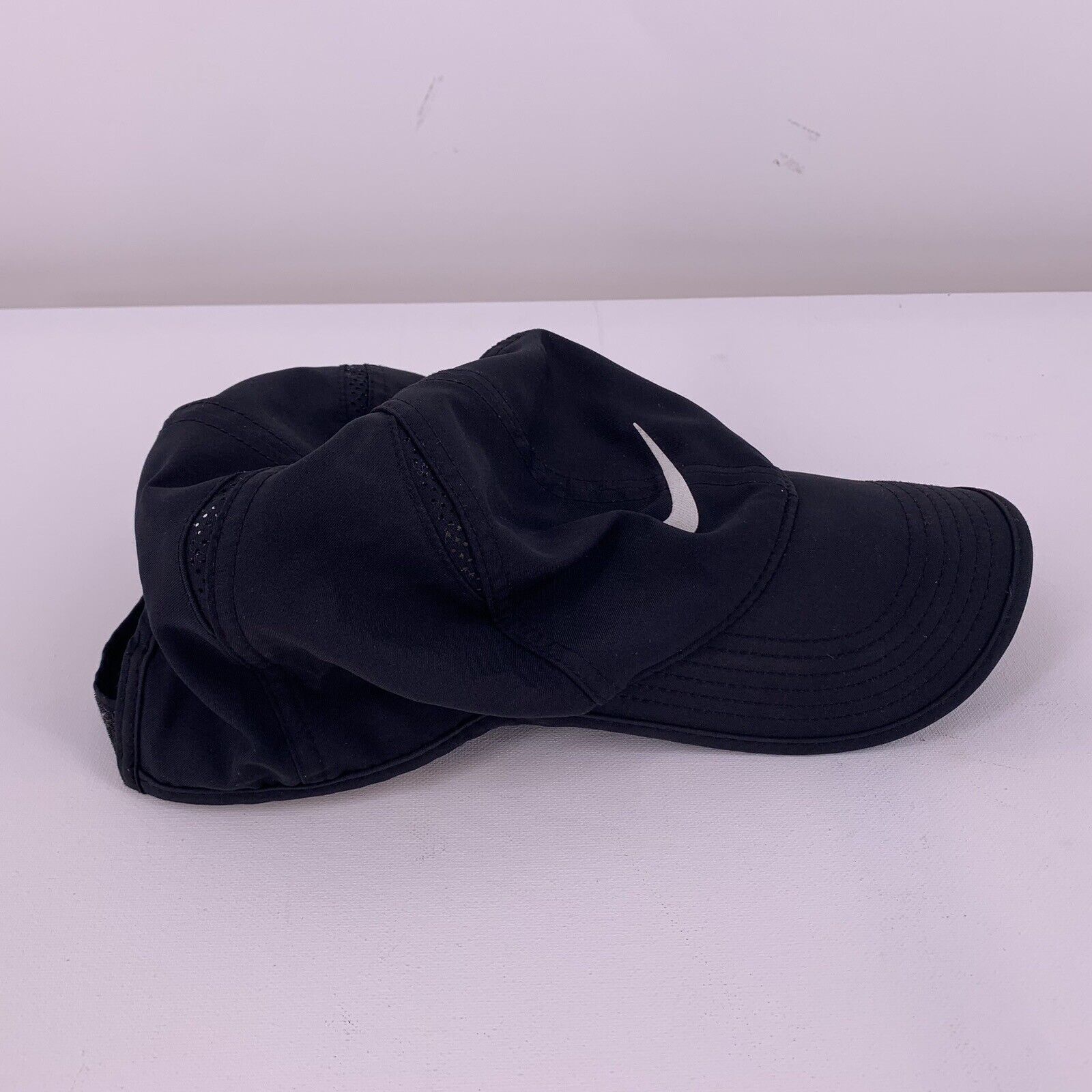 Nike Nike Golf Tennis Cap Featherlight Dri Fit Curved Bill Black Size ONE SIZE - 5 Thumbnail