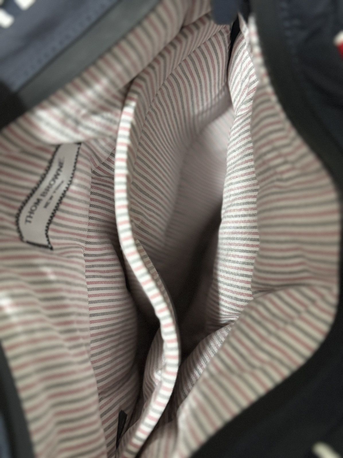 Thom Browne Thom Browne Quilted padded nylon taffeta tote in navy Size ONE SIZE - 14 Thumbnail