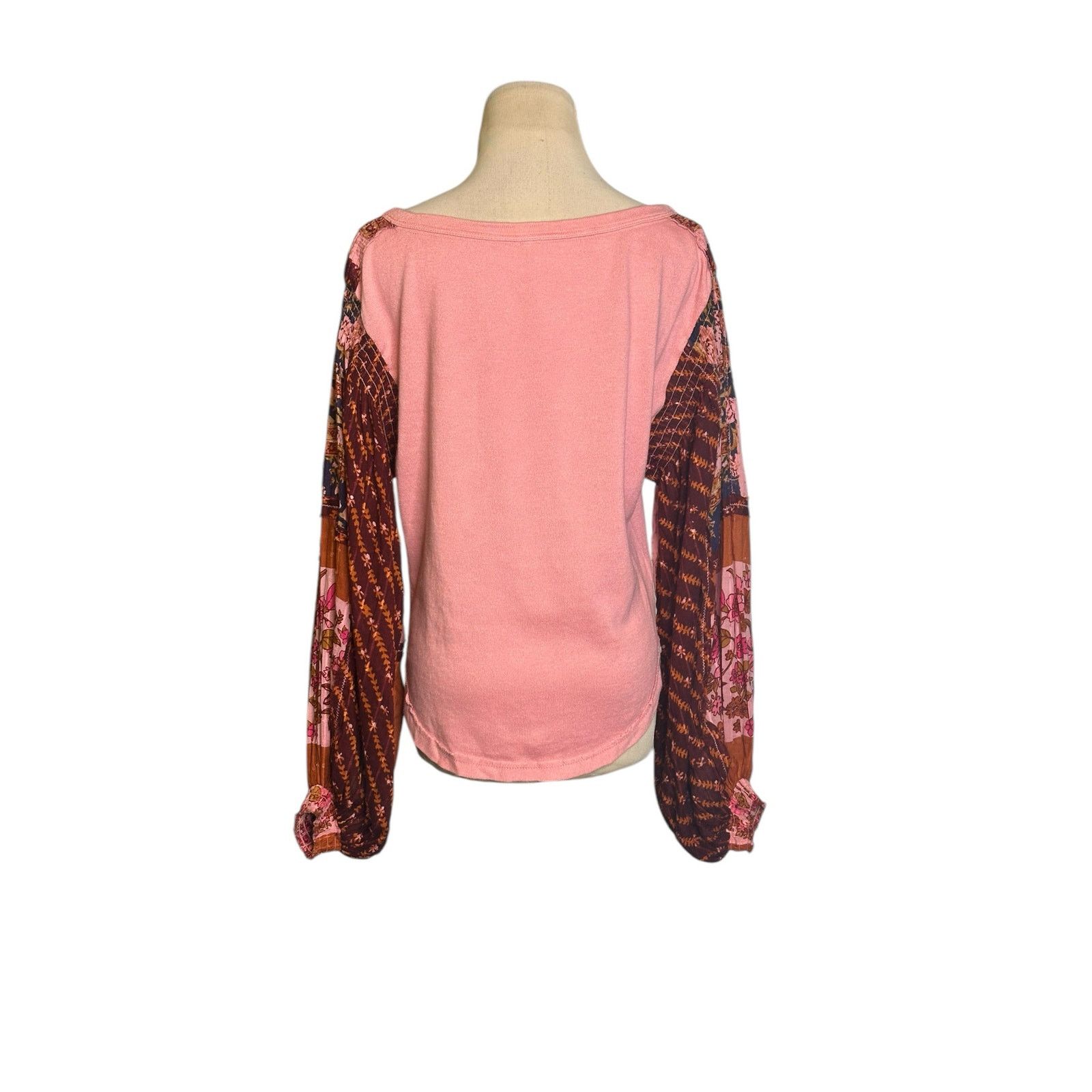 Free People Free People Light Magic Balloon Sleeves Henley top size XS Size XS / US 0-2 / IT 36-38 - 12 Thumbnail