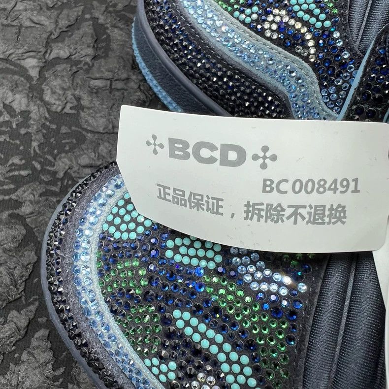 Louis Vuitton Louis Vuitton Trainer Blue Camo Full Drill Board Shoes Size US 7.5 / EU 40-41 - 3 Thumbnail