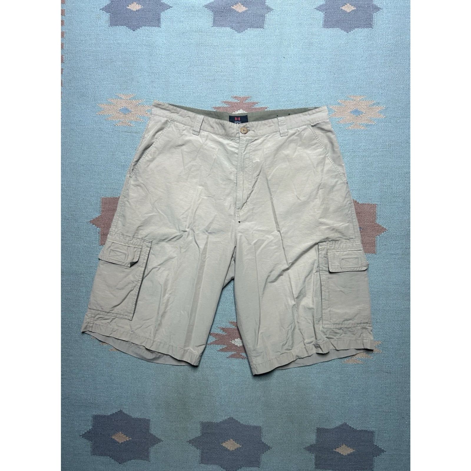 Vintage Emergency Exit Cargo shorts Men Beige lightweight 36 36” waist Inseam 12” Outseam 25” tan hiking Cotton Nylon Vintage? (no vintage) Size US 36 / EU 52 - 2 Thumbnail
