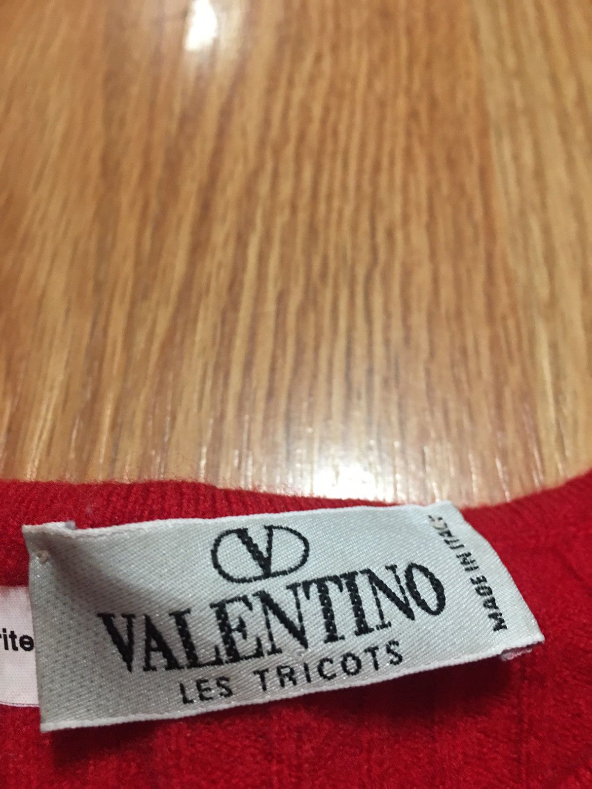 Valentino × Vintage Vintage Valentino Ruffled Ribbed Red Wool Sweater Size XS / US 0-2 / IT 36-38 - 8 Thumbnail