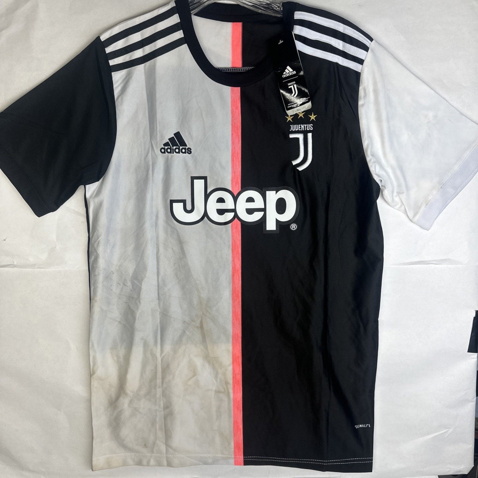 Adidas Genuine Adidas Juventus Men’s size (L)Ronaldo stained Size US L / EU 52-54 / 3 - 1 Thumbnail