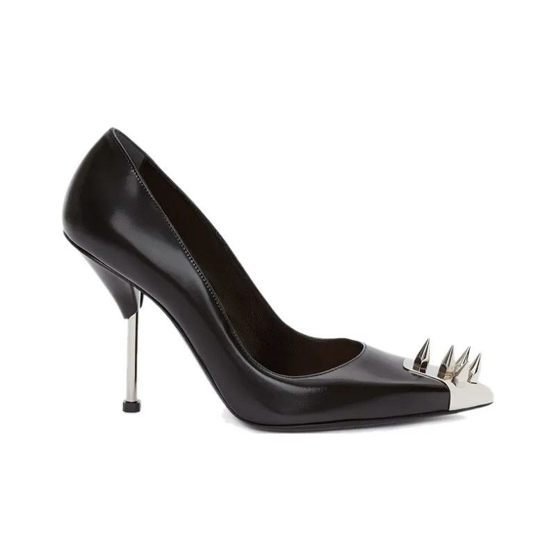 Alexander McQueen o1y0225 Pumps in Black Size US 6 / IT 36 - 1 Thumbnail