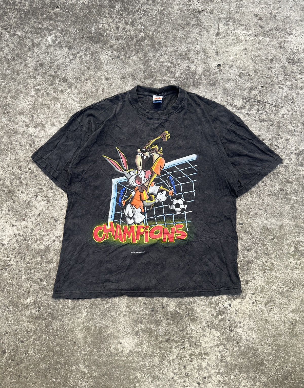 Warner Bros Vintage Looney Tunes Champions 1998 Warner Bros T-shirt Usa Size US XL / EU 56 / 4 - 1 Thumbnail