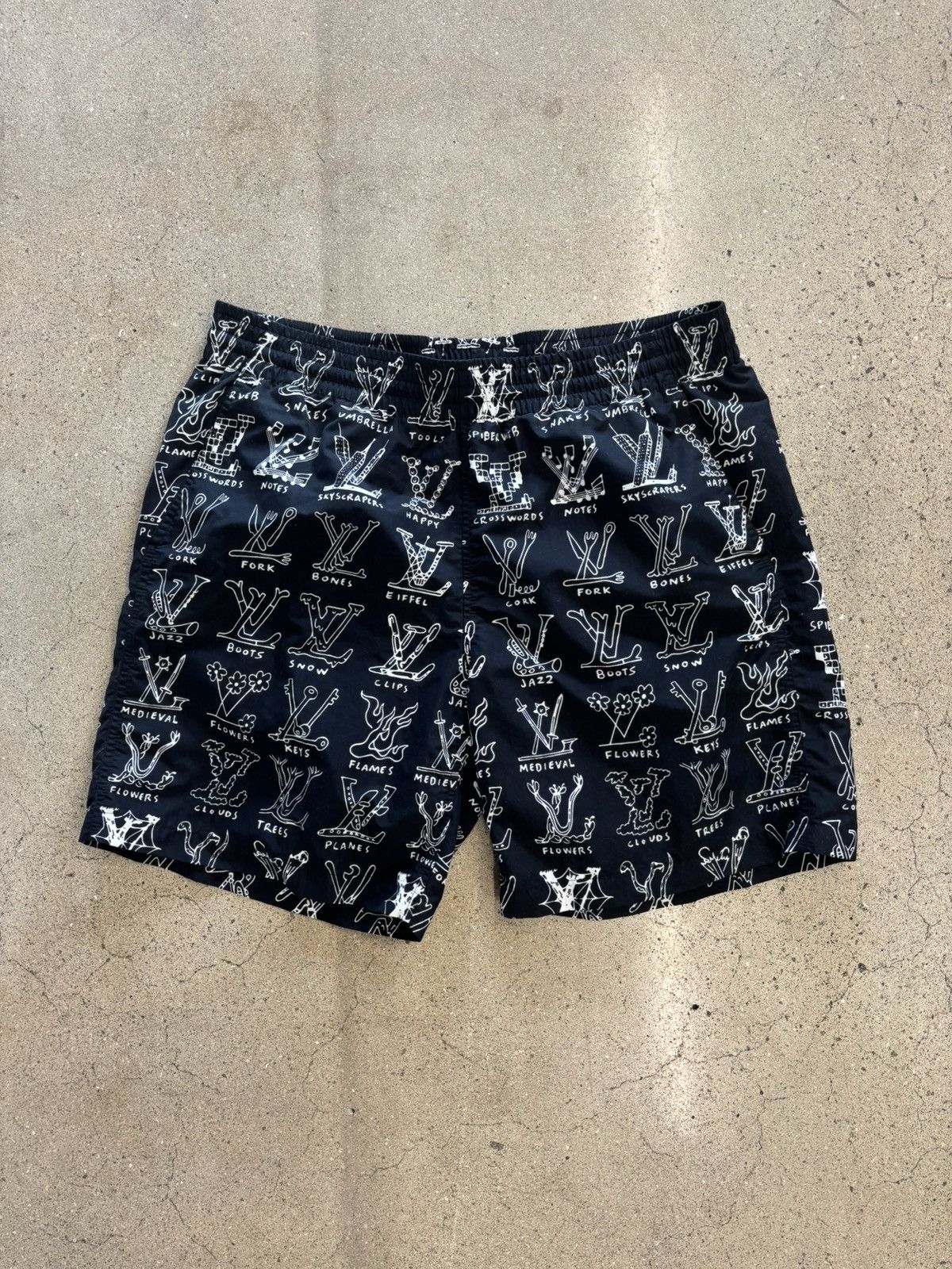 Louis Vuitton Louis Vuitton LV Cartoon Board Shorts Size US 34 / EU 50 - 1 Thumbnail