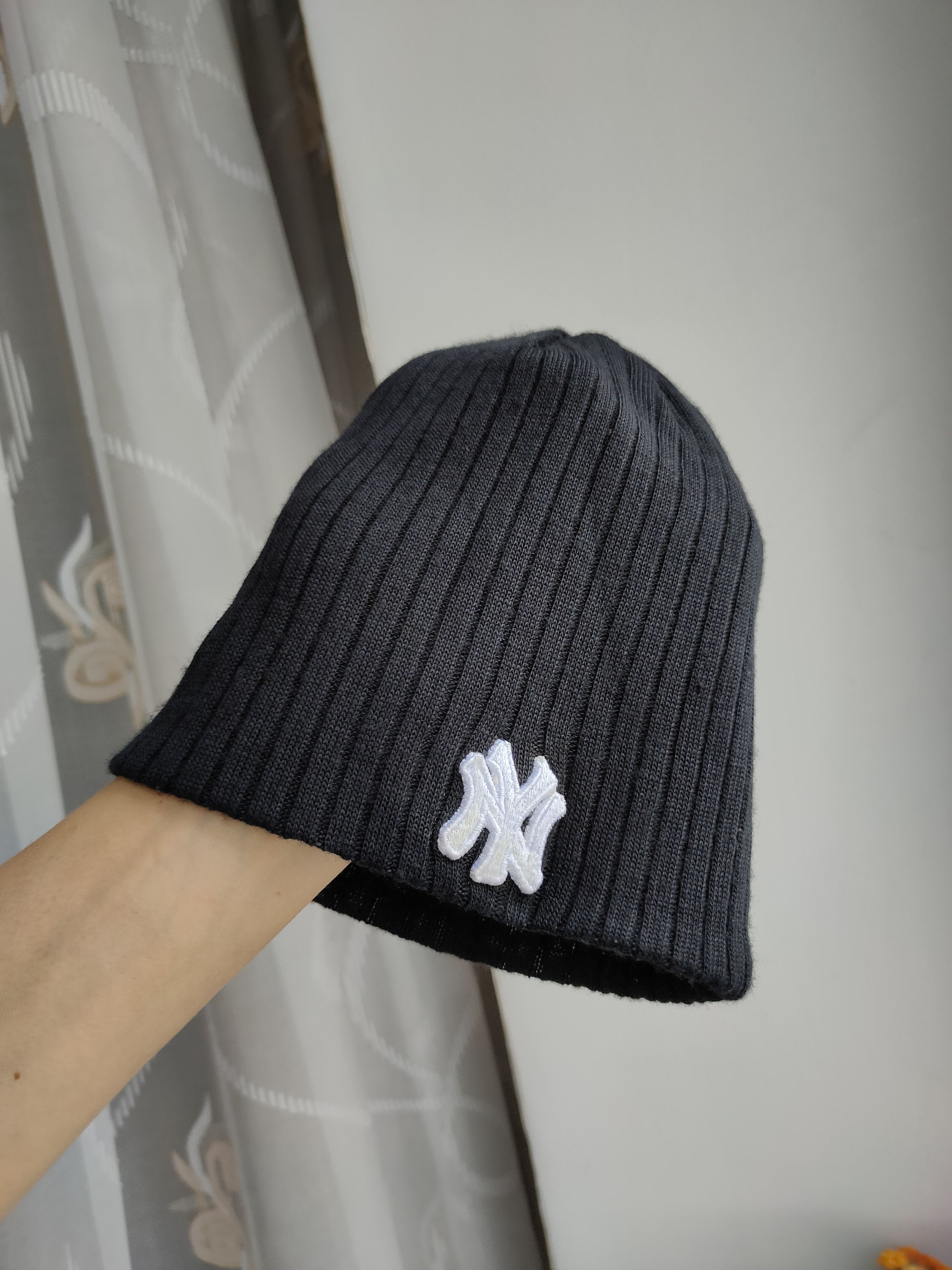 New Era New Era NY Yankees MLB vintage hat Size ONE SIZE - 8 Thumbnail