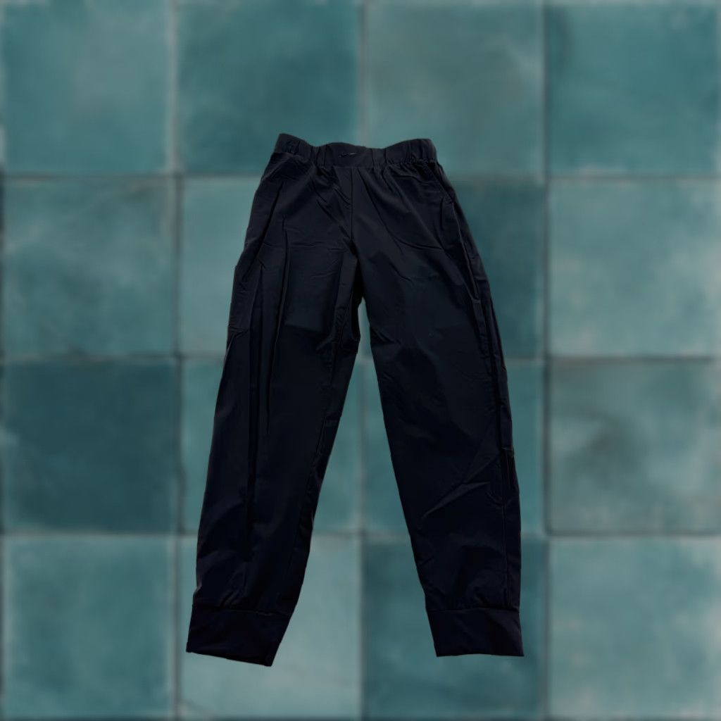 Nike NIKE Dri-FIT Jogger Pants Womens Small Black Athletic Tapered Sports Lightweight Stretch Size 28" / US 6 / IT 42 - 1 Thumbnail
