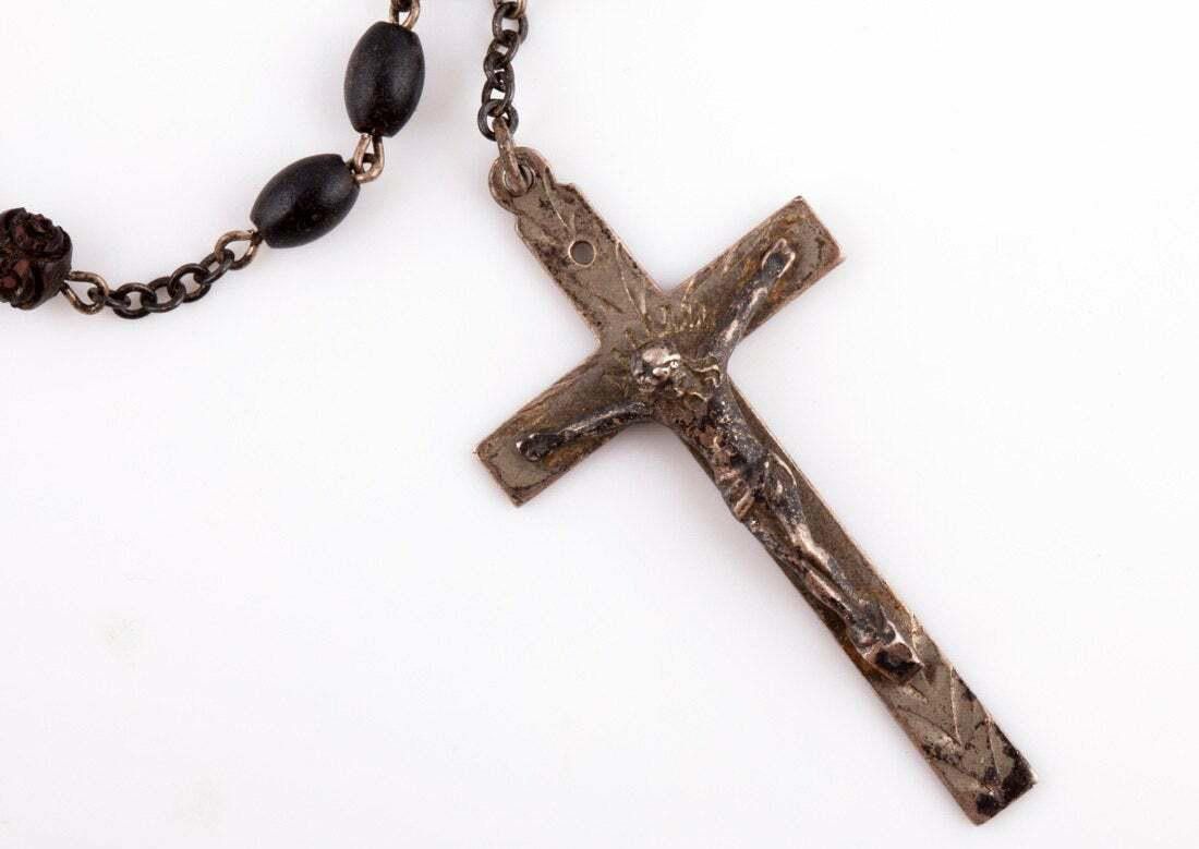 Designer Victorian Gutta Percha Bead Rosary Size ONE SIZE - 2 Thumbnail